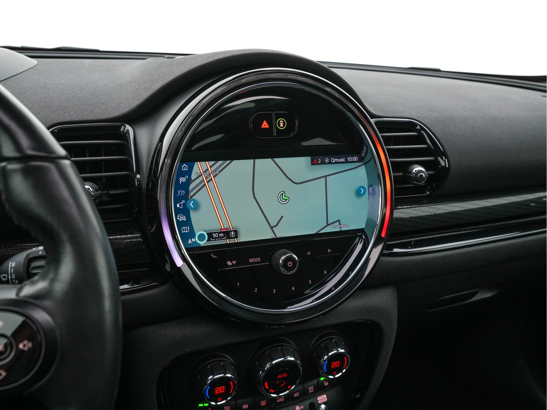 MINI Mini Clubman 2.0 Cooper S ALL4  Premier Plus JCW (INCL-BTW) Aut * PANO | LEATHER | FULL-LED | HEATED-SPORTSEATS | DIGI-COCKPIT | AMBIENT-LIGHT | PRIVACY-GLASS | HEAD-UP | PDC | CAMERA | DAB  | KEYLESS | TOWBAR | 18"ALU*