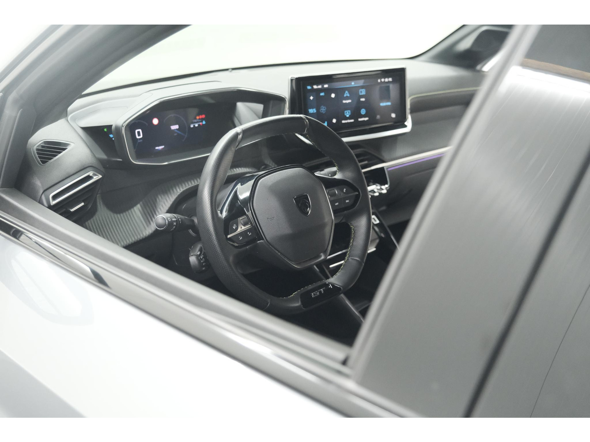 Peugeot 208 PureTech 100 GT | Camera | Navigatie | Apple Carplay | Parkeersensoren