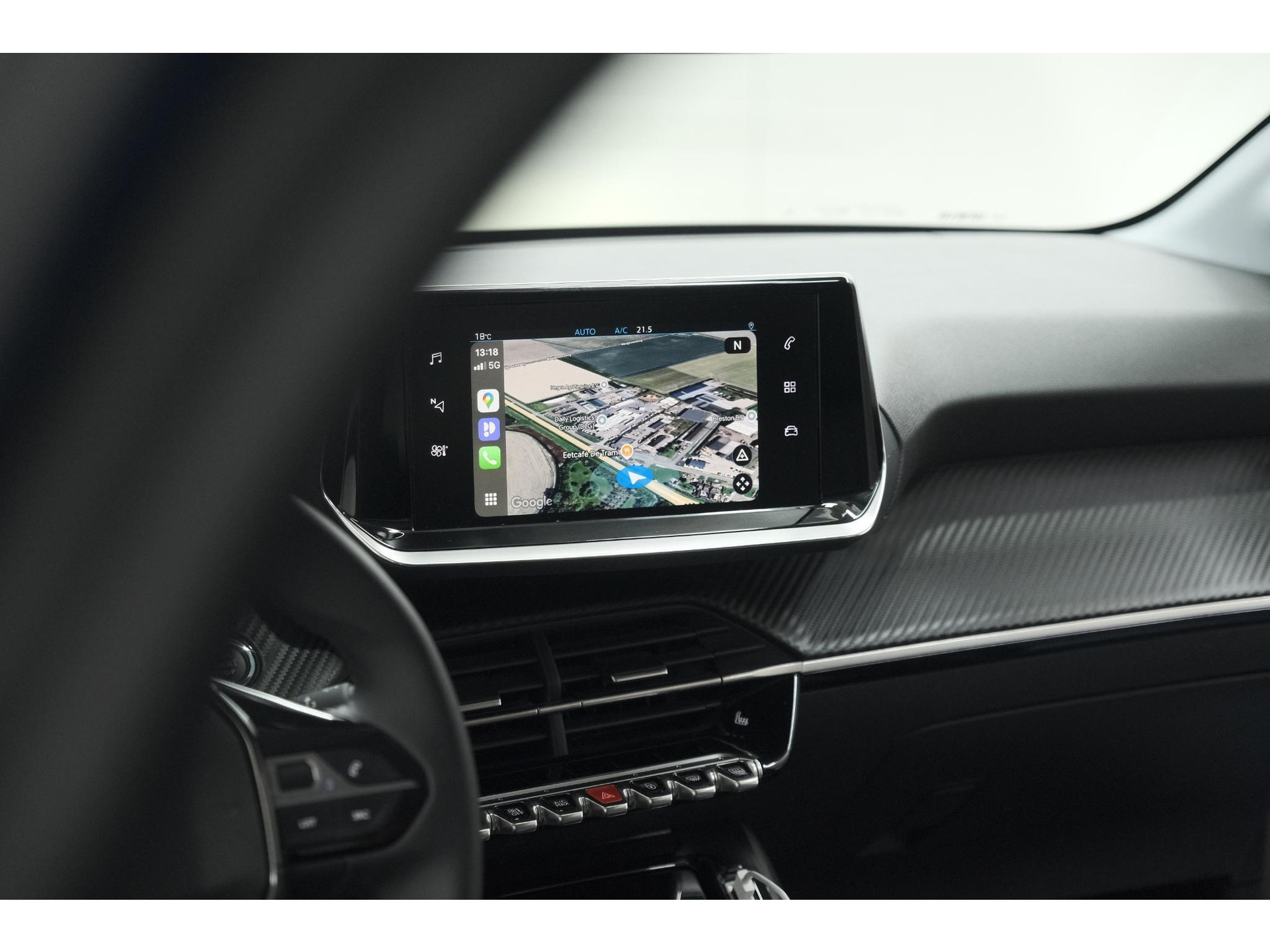 Peugeot 208 PureTech 100 Allure | Stoelverwarming | Adaptieve Cruise Control | Camera | Apple Carplay
