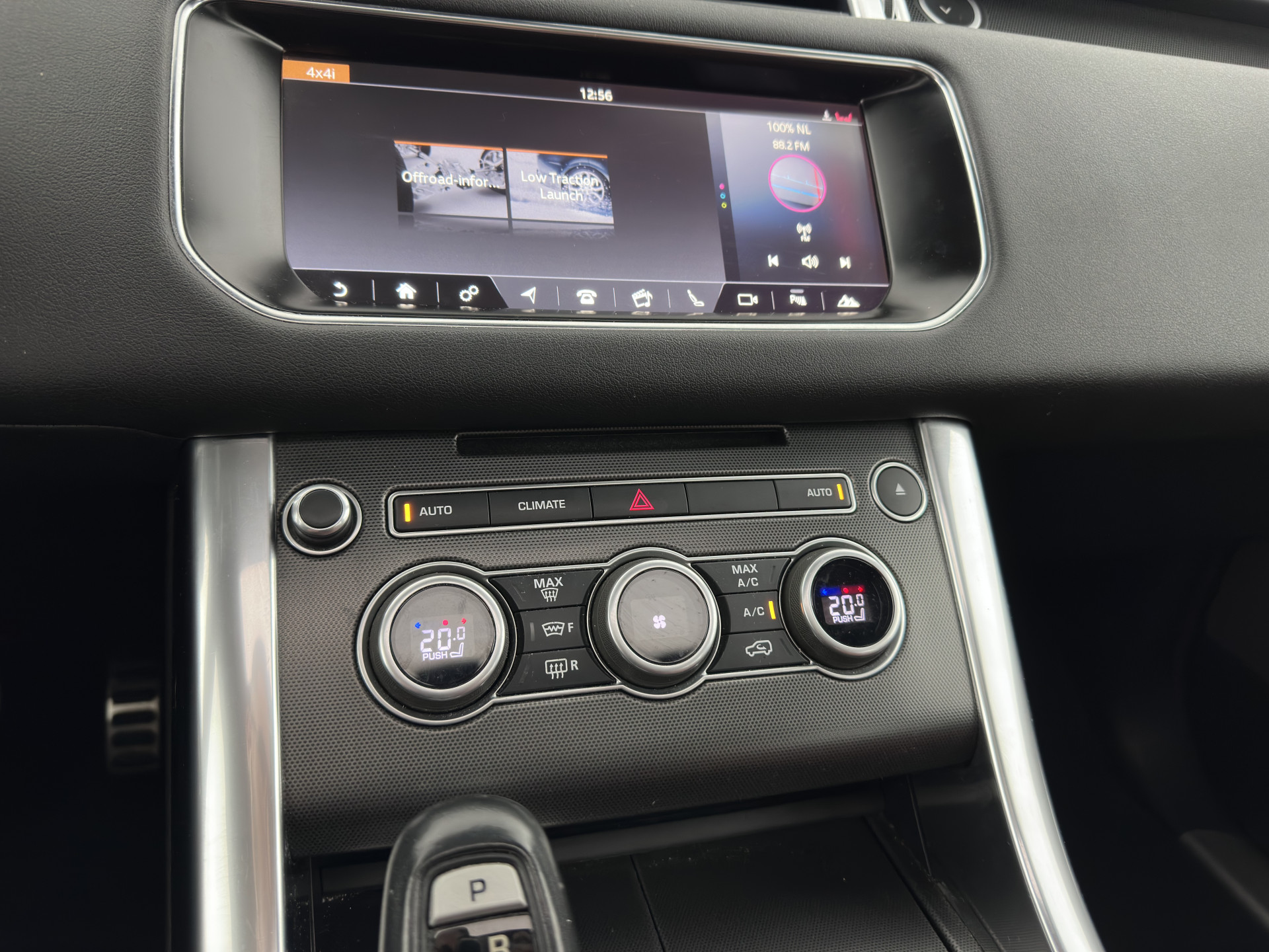 Land Rover Range Rover Sport 3.0 TDV6 HSE Dynamic Aut. *PANO | DIGI-COCKPIT | LEATHER | XENON | NAVI-FULLMAP | CAMERA | KEYLESS | AIR-SUSPENSION | ECC | PDC | HEATED-SPORTSEATS | AMBIENT-LIGHT | CARBON-INLAY | SHIFT-PADDLES | CRUISE |