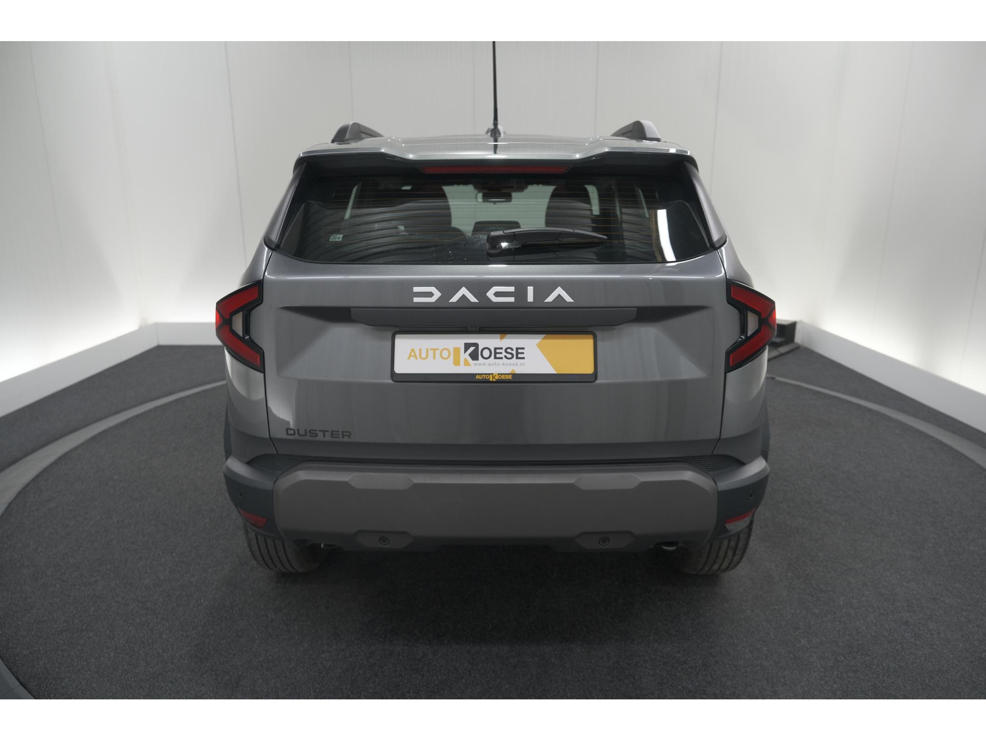 Dacia Duster Mild Hybrid 130 Expression | Camera | Stoelverwarming | Apple Carplay | Navigatie