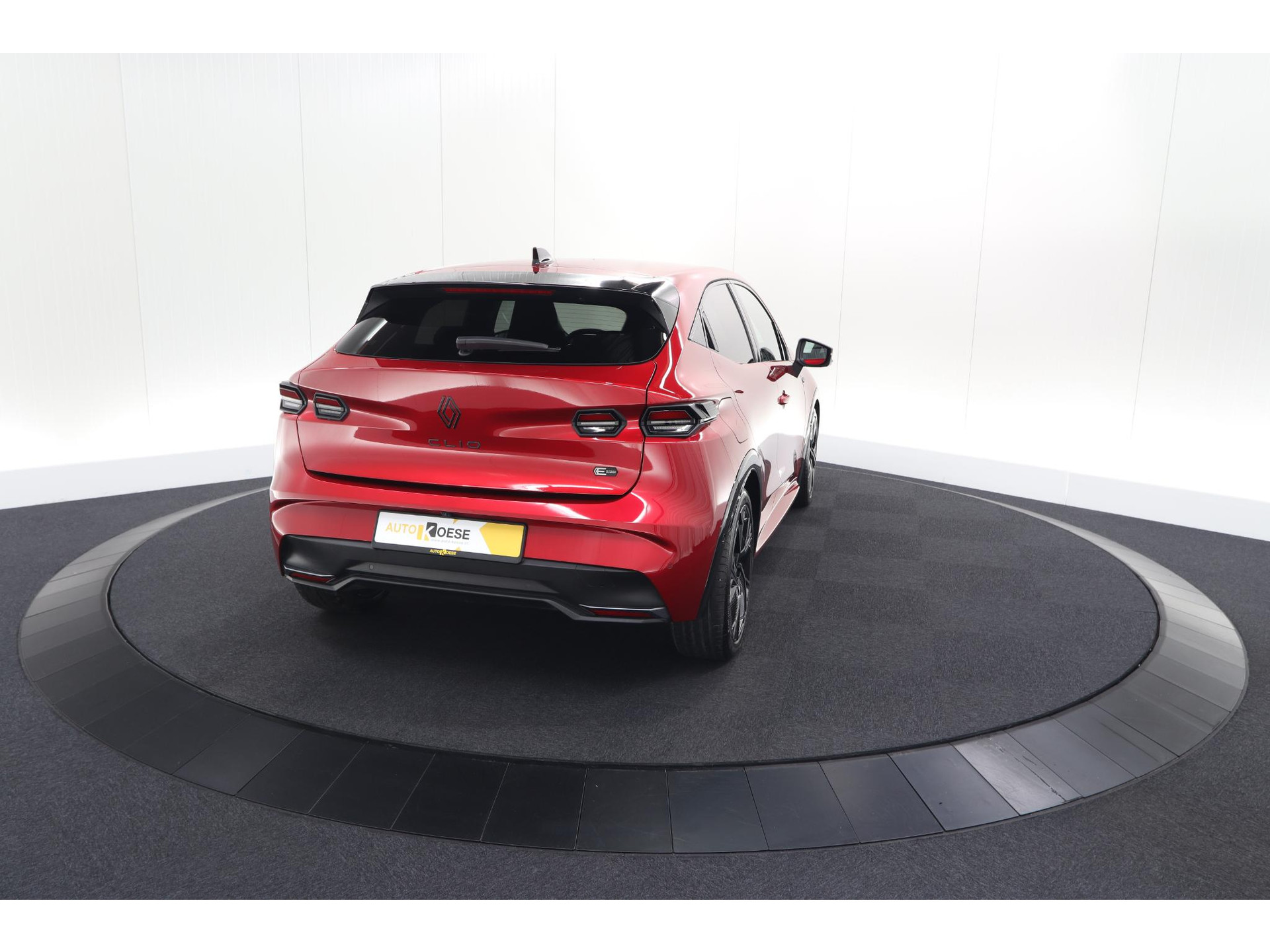 Renault Clio 1.8 Hybrid 160 esprit Alpine | 360 Camera | Adaptieve Cruise Control | Pack Winter | Harman Kardon