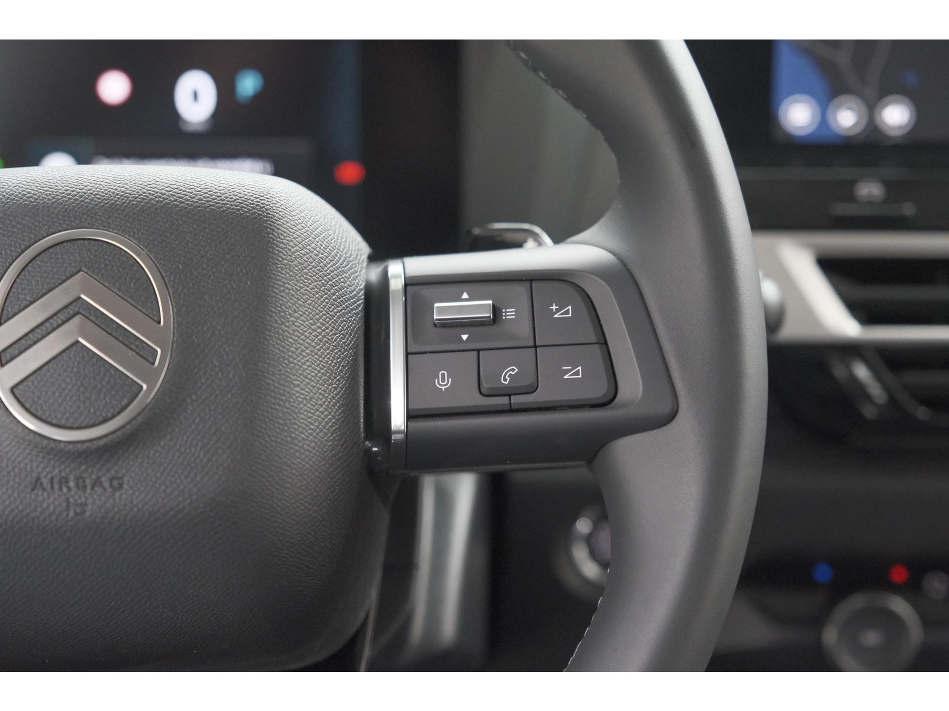 Citroen C4 1.2 Hybrid 145pk Max | 360 Camera | Adaptieve Cruise Control | Navigatie | Apple Carplay