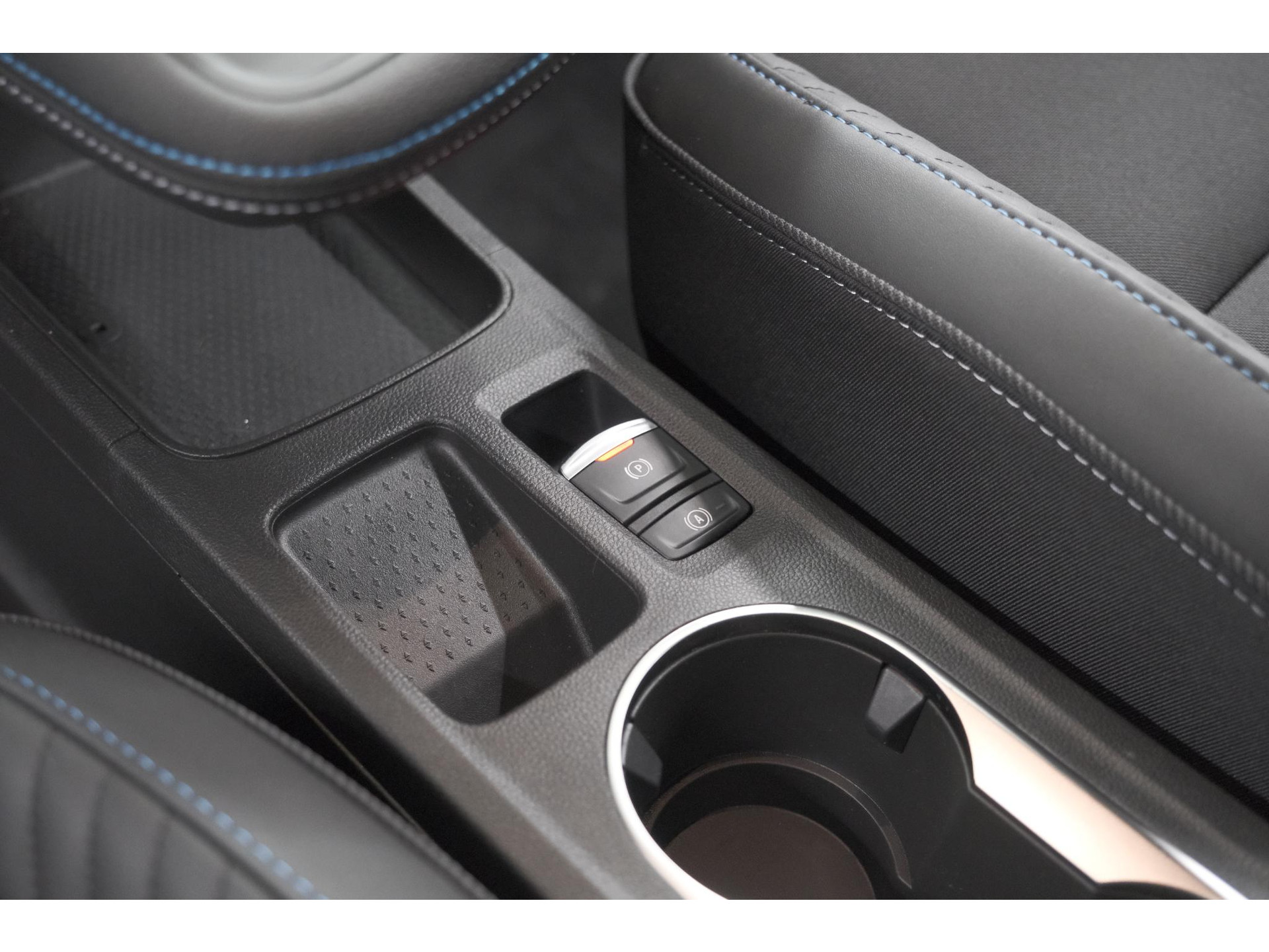 Renault Captur 1.8 E-Tech Full Hybrid 160 Esprit Alpine | 360 Camera | Dodehoekdetectie | Adaptieve Cruise Control