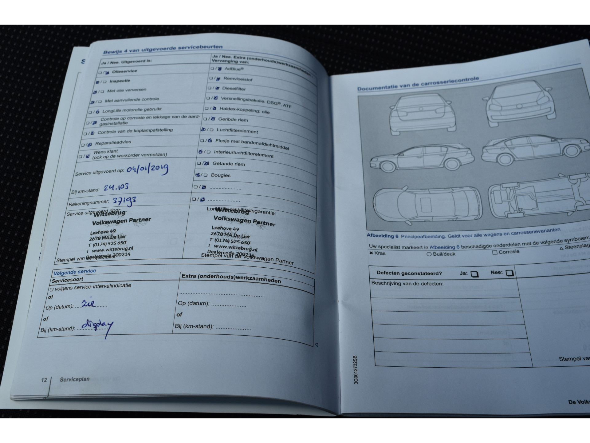 Volkswagen Up! 1.0 high up! BlueMotion Panodak Navigatie Pdc Lage km-stand