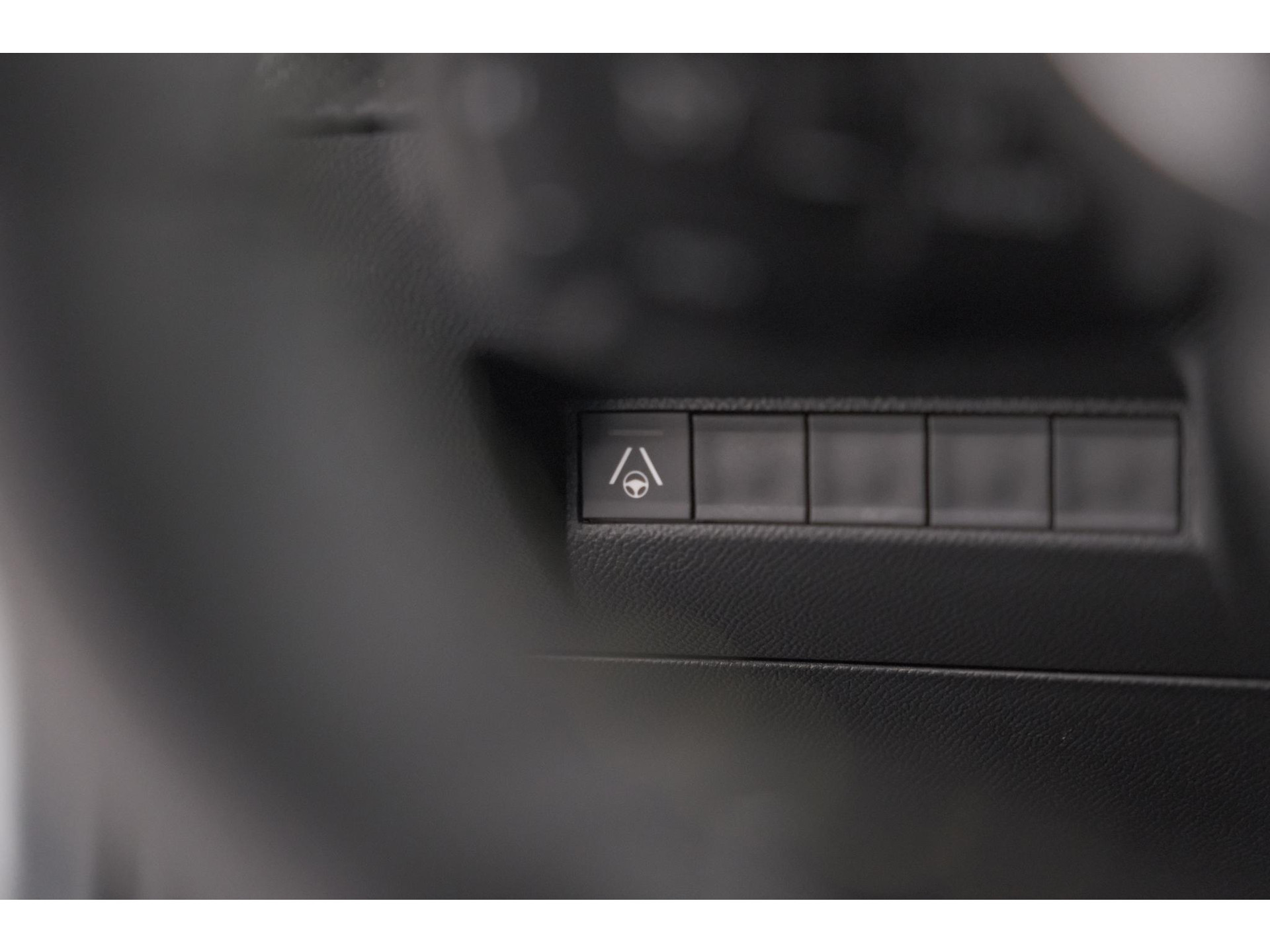 Peugeot 2008 PureTech 130 EAT8 GT | 360 Camera | Adaptieve Cruise Control | Pack Alcantara | Apple Carplay
