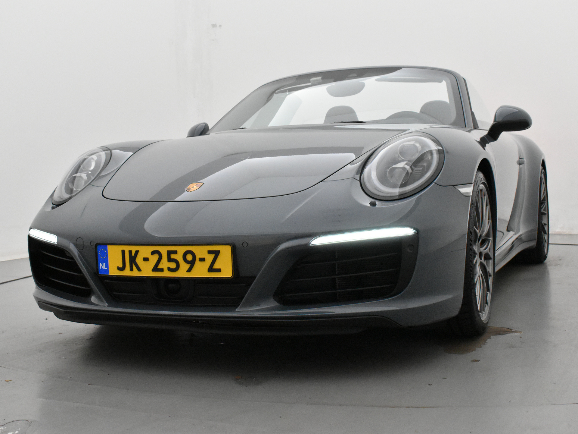 Porsche 911 Cabrio 3.0 Carrera 4S / Origineel NL AUTO/ SPORT CHRONO PLUS 421PK / NEDERLANDSE AUTO