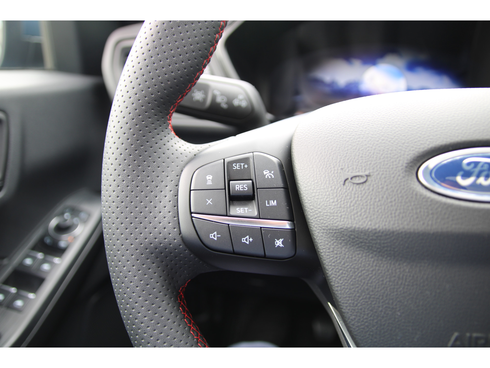 Ford Kuga 1.5 EcoBoost 150 PK ST-Line X TREKHAAK | PANORAMADAK | HEAD-UP