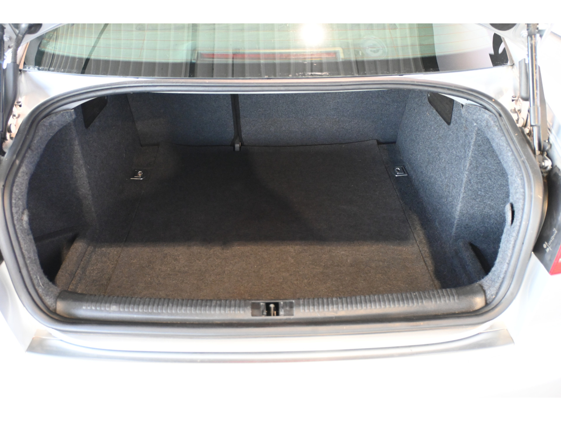 Audi A4 Limousine 2.7 TDI Advance Airco Leder Cruise Xenon Elektrisch pakket Schuif / kanteldak Inruil mogelijk!