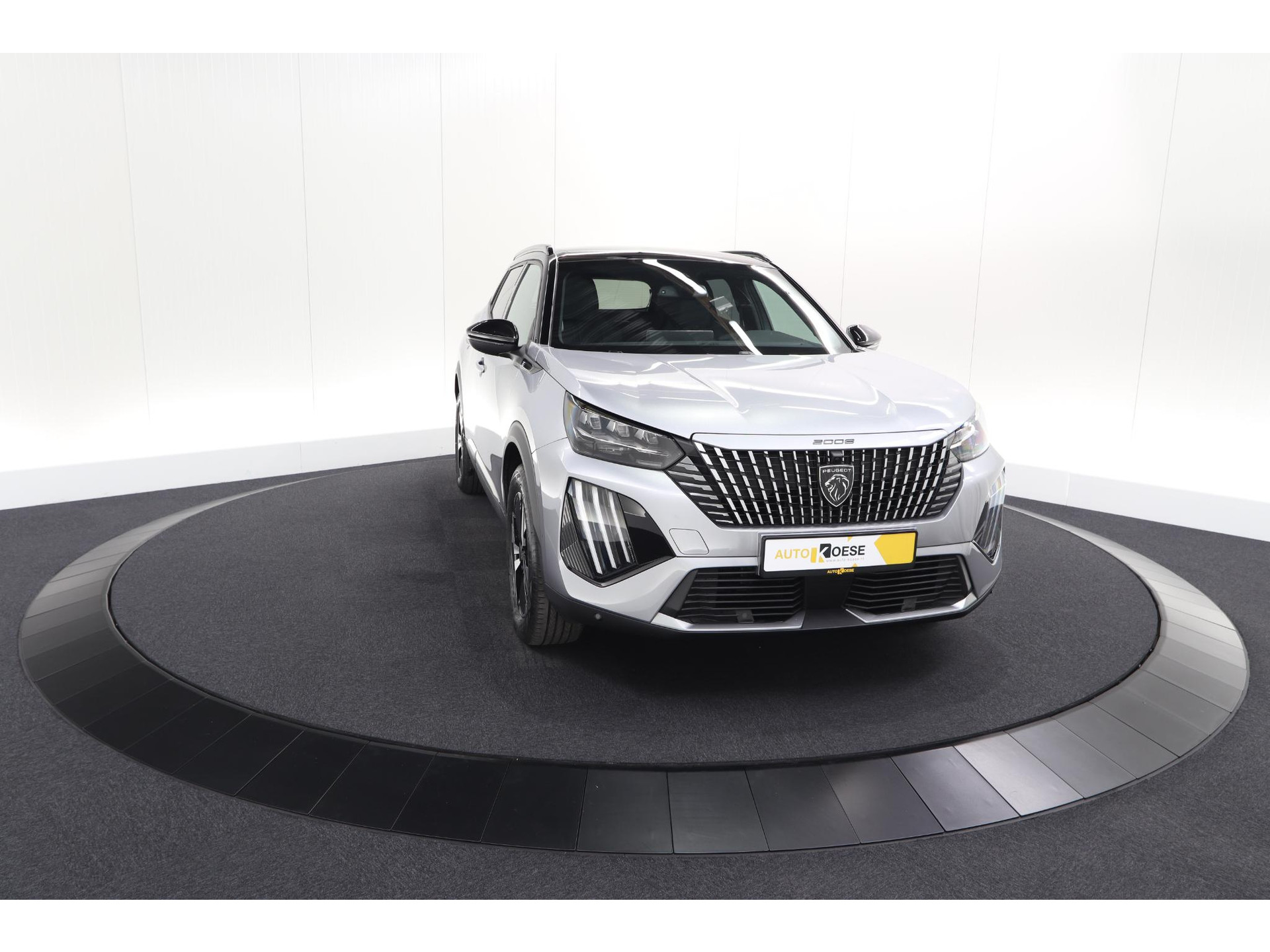 Peugeot e-2008 EV GT 50 kWh | 3 Fase | 360 Camera | Adaptieve Cruise Control | Dodehoekdetectie