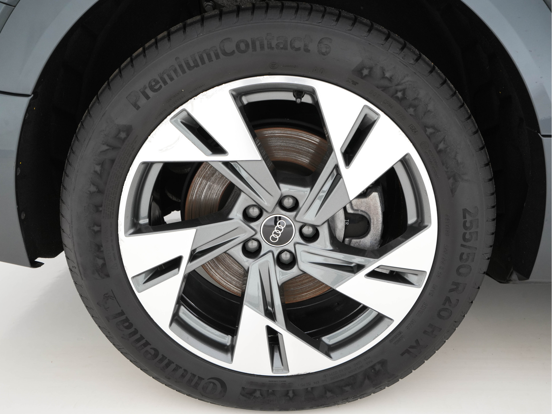 Audi e-tron Sportback 55 Quattro Business-Edition-Plus 95 kWh [ 3-Fase ] Aut. *PANO | MILANO-LUXURY-LEATHER |  ADAPTVE-CRUISE | DIGI-COCKPIT | FULL-LED | MEMORY-PACK | KEYLESS | NAVI-FULLMAP | AUDI-SOUND | COMFORT-SEATS | 20''ALU*