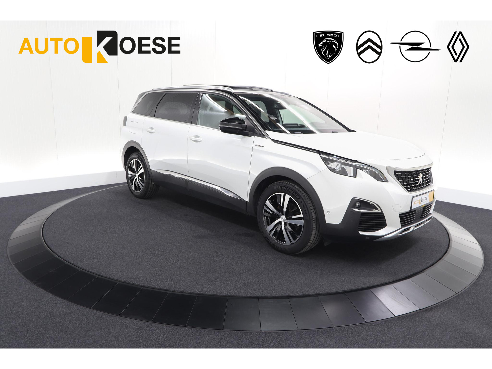 Peugeot 5008 PureTech 130 EAT8 GT-Line | Schuif-/Kanteldak | Trekhaak | Elektrische Kofferklep | Camera
