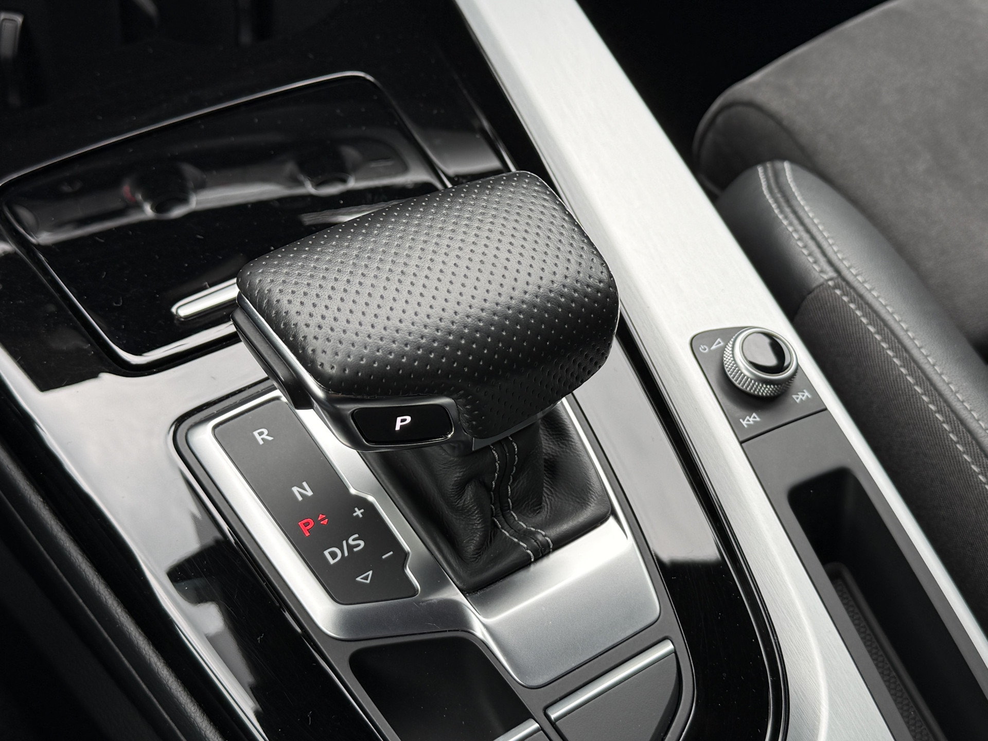 Audi A5 Sportback 35 TFSI S edition Competition | RS Stoelen | 2x S-Line | Apple Carplay