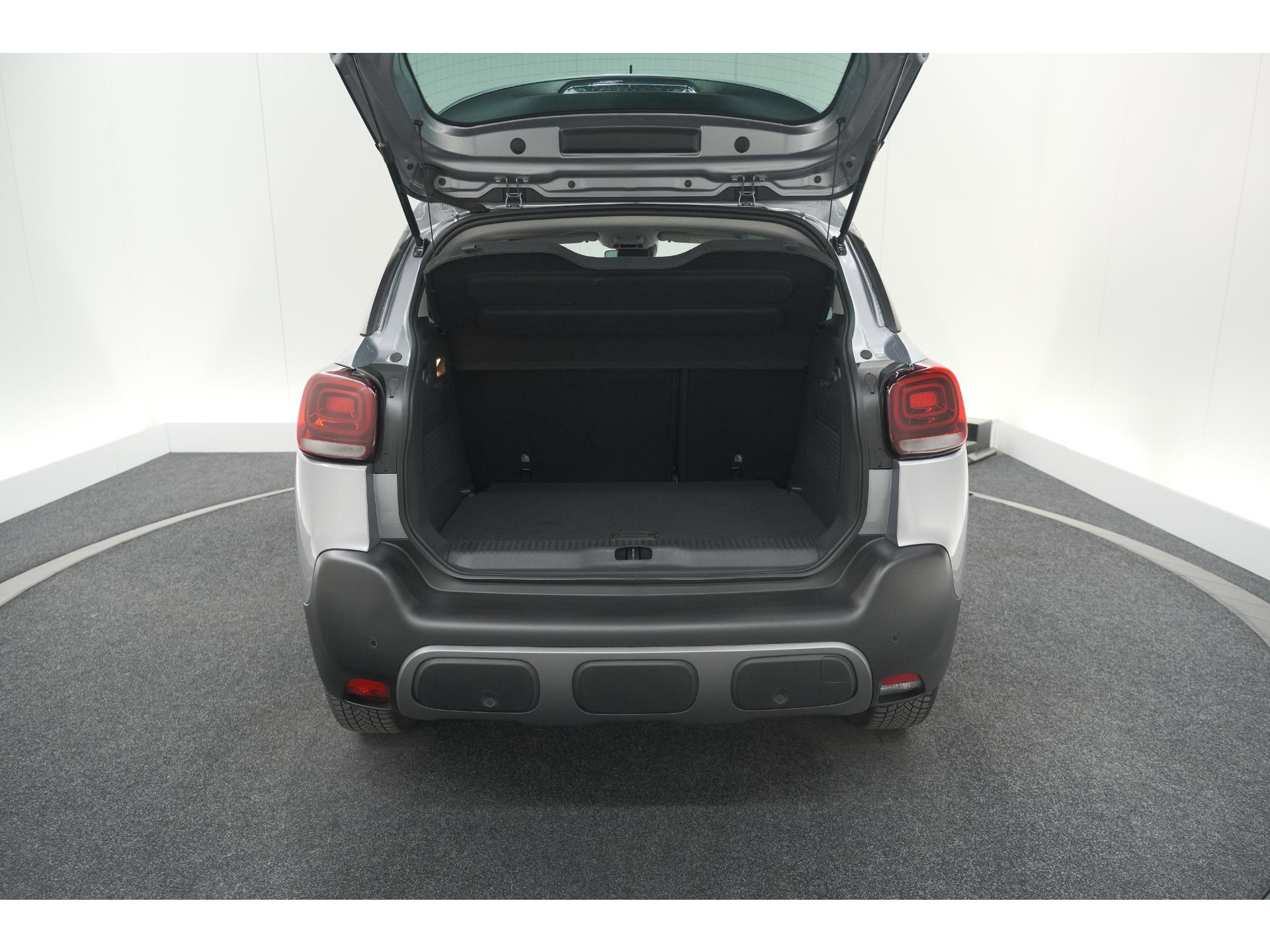 Citroen C3 Aircross PureTech 130 EAT6 Max | Allseason Banden | Parkeersensoren | Navigatie | Apple Carplay