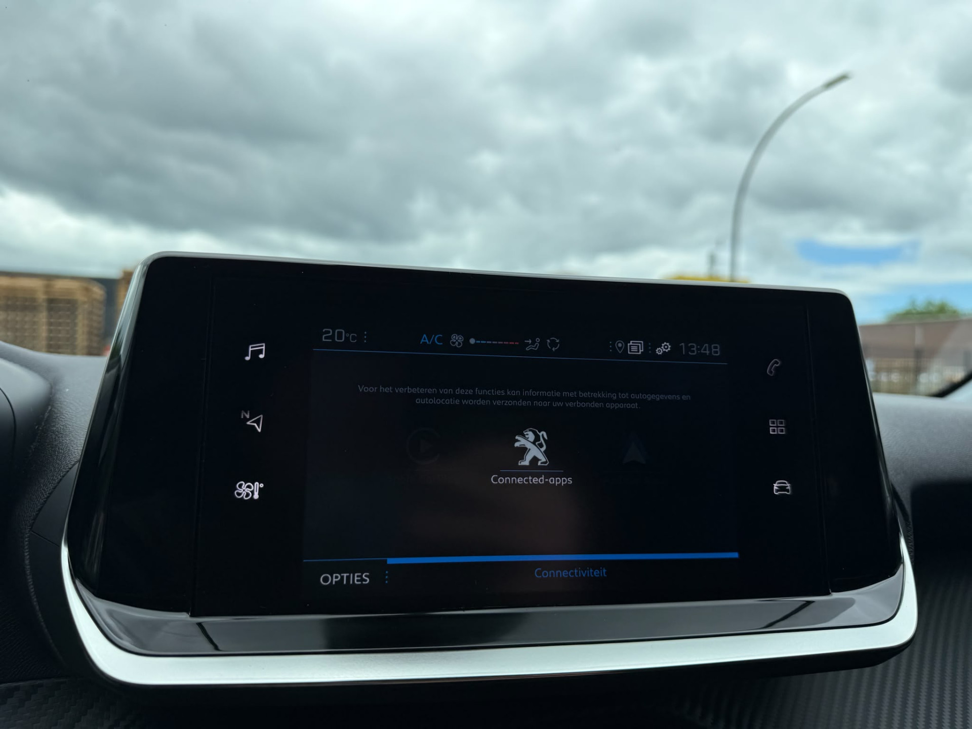 Peugeot 208 75PK Style | 1E EIGENAAR | 3/6/12MND GARANTIE| LED | CARPLAY | NAVI | CRUISE | CLIMA | LMV |