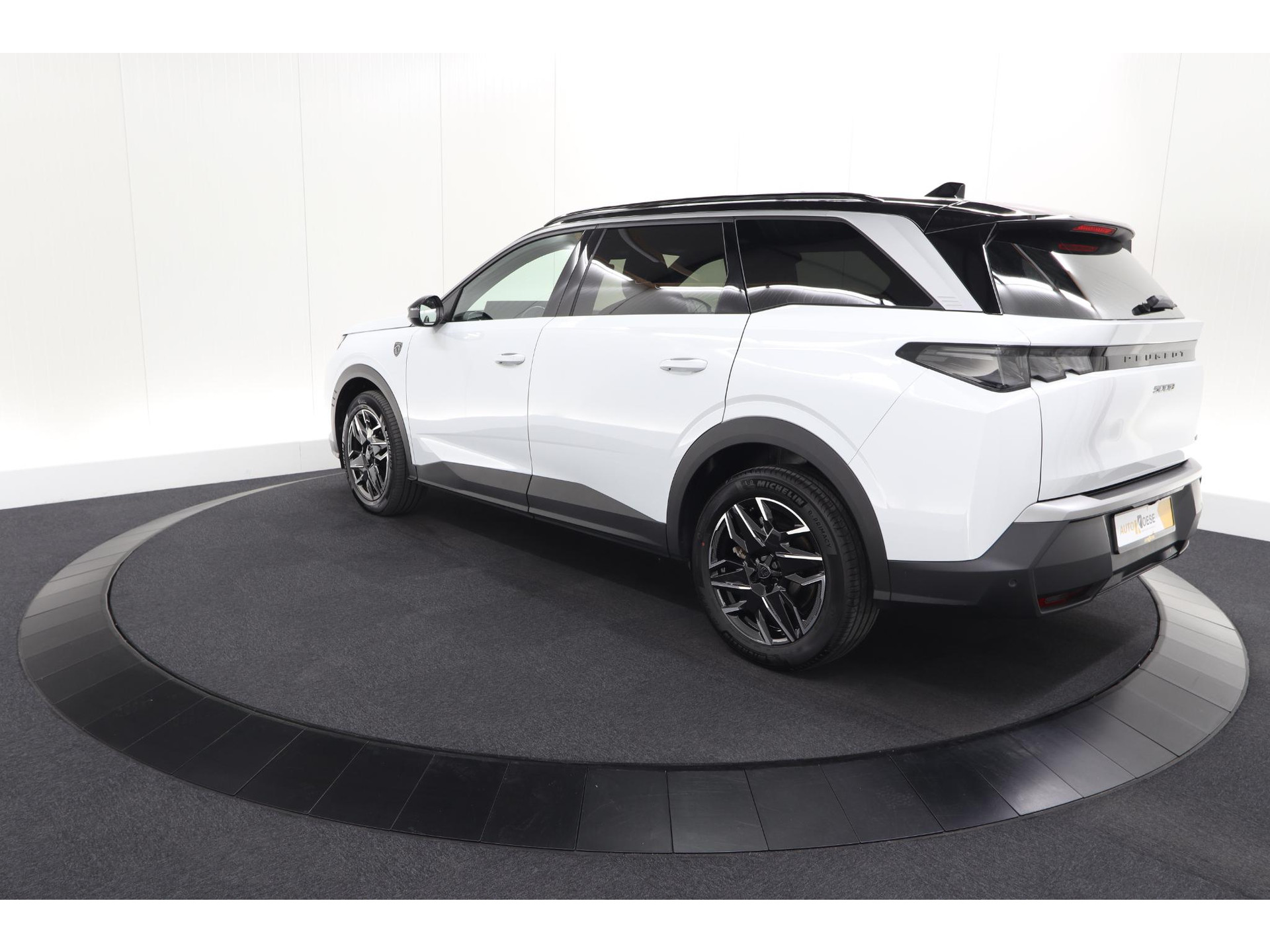 Peugeot 5008 1.2 Hybrid 136 GT 7p | Adaptieve Cruise Control | Camera | Elektrische Kofferklep | Stoelverwarming