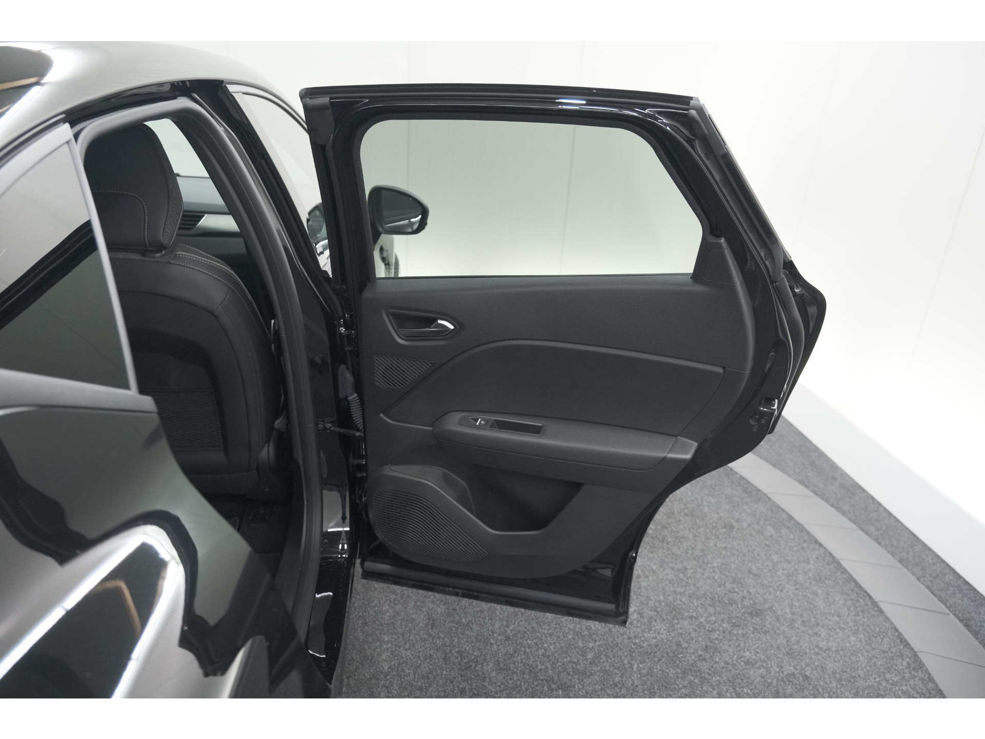 Renault Captur Mild Hybrid 160 EDC Techno | Pack Winter | Camera | Adaptieve Cruise Control | Apple Carplay