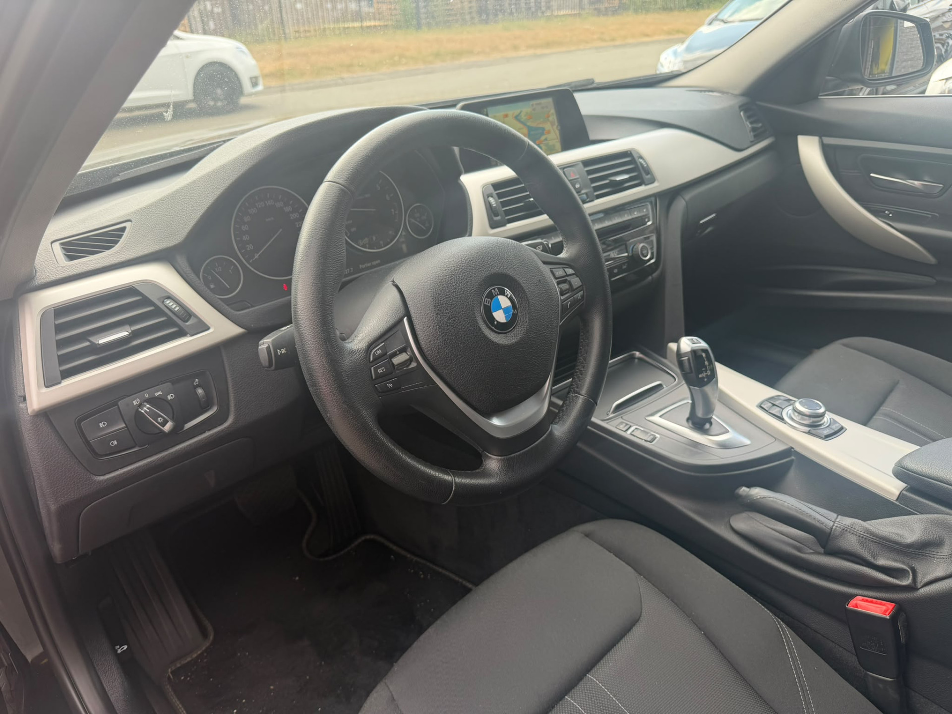 BMW 3-serie Touring 318i Centennial Executive | 3/6 OF 12 MND GARANTIE | NAVI | CLIMA | CRUISE | GOED ONDERHOUDEN |