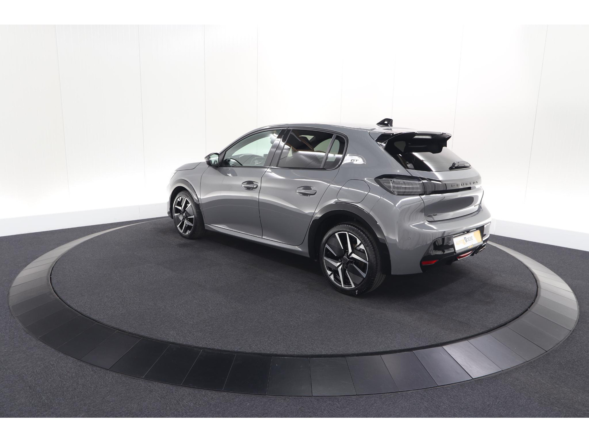 Peugeot 208 1.2 Hybrid 145 e-DCS6 GT | Alcantara Pakket | Camera | Apple Carplay | Stoelverwarming