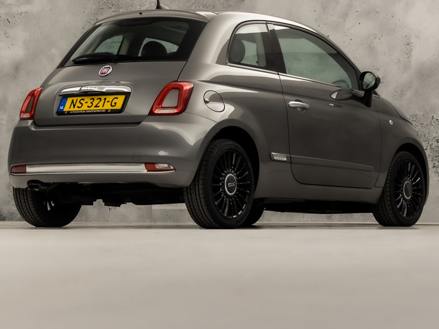 Fiat 500 0.9 TwinAir Turbo Sport (PANORAMADAK, NAVIGATIE, LM VELGEN, SPORTSTOELEN, ELEK RAMEN, BLUETOOTH, NIEUWSTAAT)