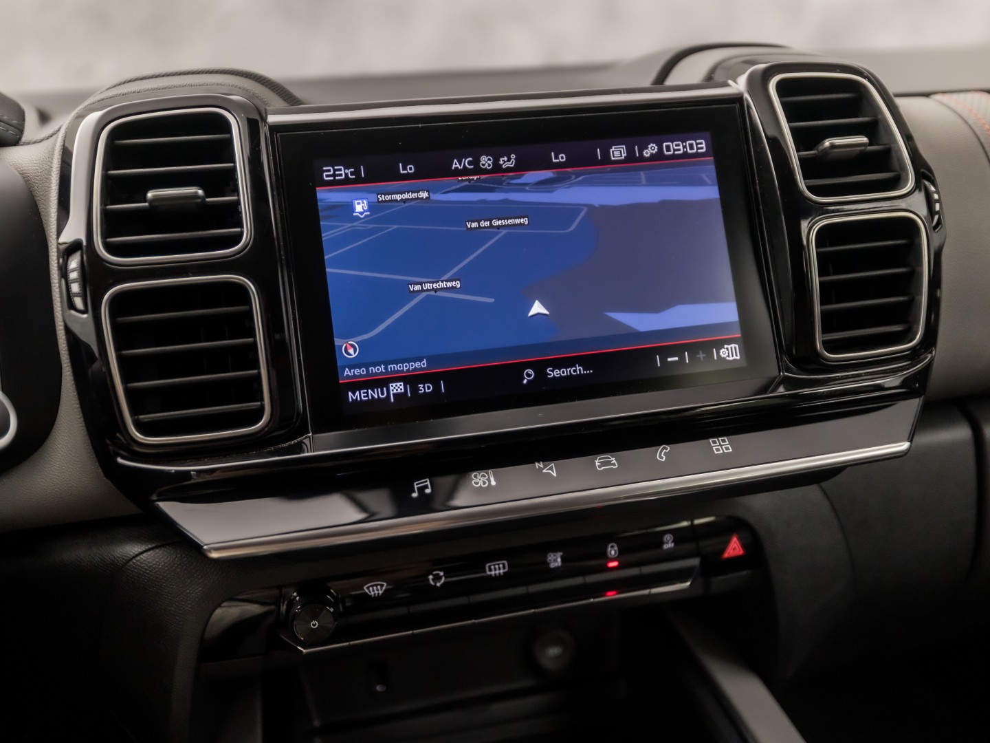Citroën C5 Aircross 1.6 PureTech Sport 181Pk Automaat (APPLE CARPLAY, GROOT NAVI, 360 CAMERA, LM VELGEN, TREKHAAK, SPORTSTOELEN, KEYLESS, ADAPTIVE CRUISE, NIEUWSTAAT)