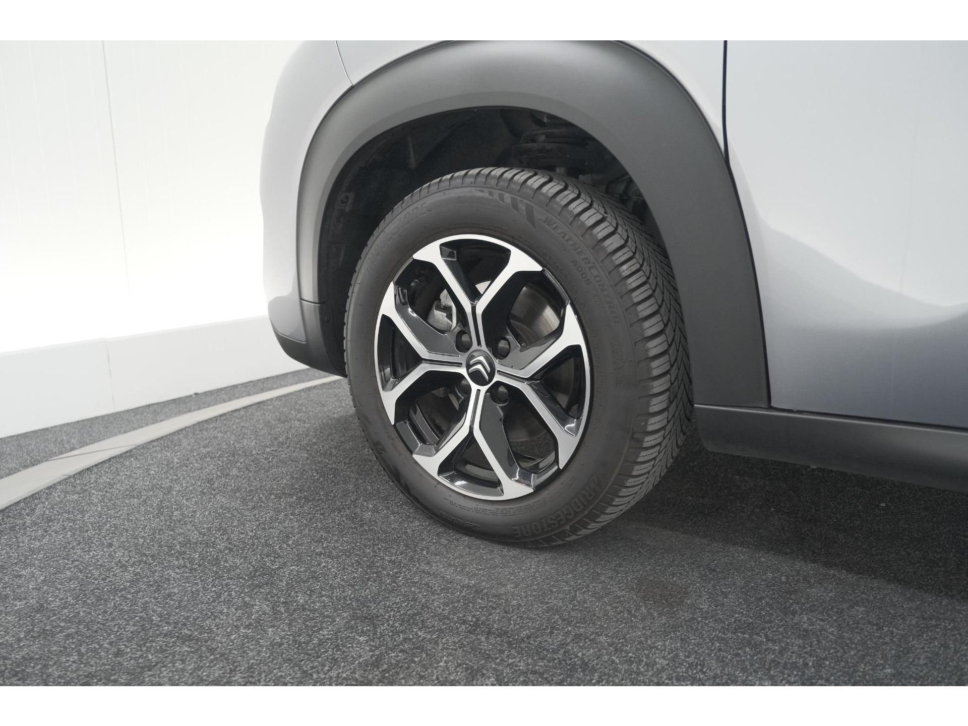 Citroen C3 Aircross PureTech 130 EAT6 Max | Allseason Banden | Parkeersensoren | Navigatie | Apple Carplay