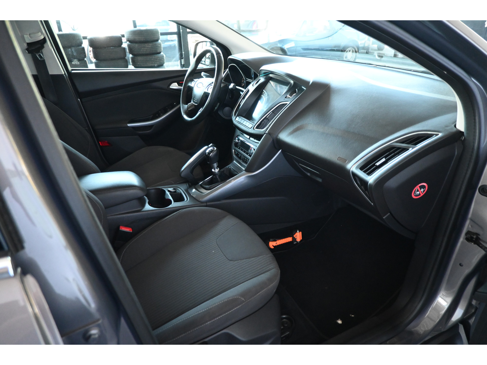 Ford Focus 1.6 EcoBoost Titanium Clima Trekhaak Pdc Cruise control 100% Onderhouden! Inruil Mogelijk!