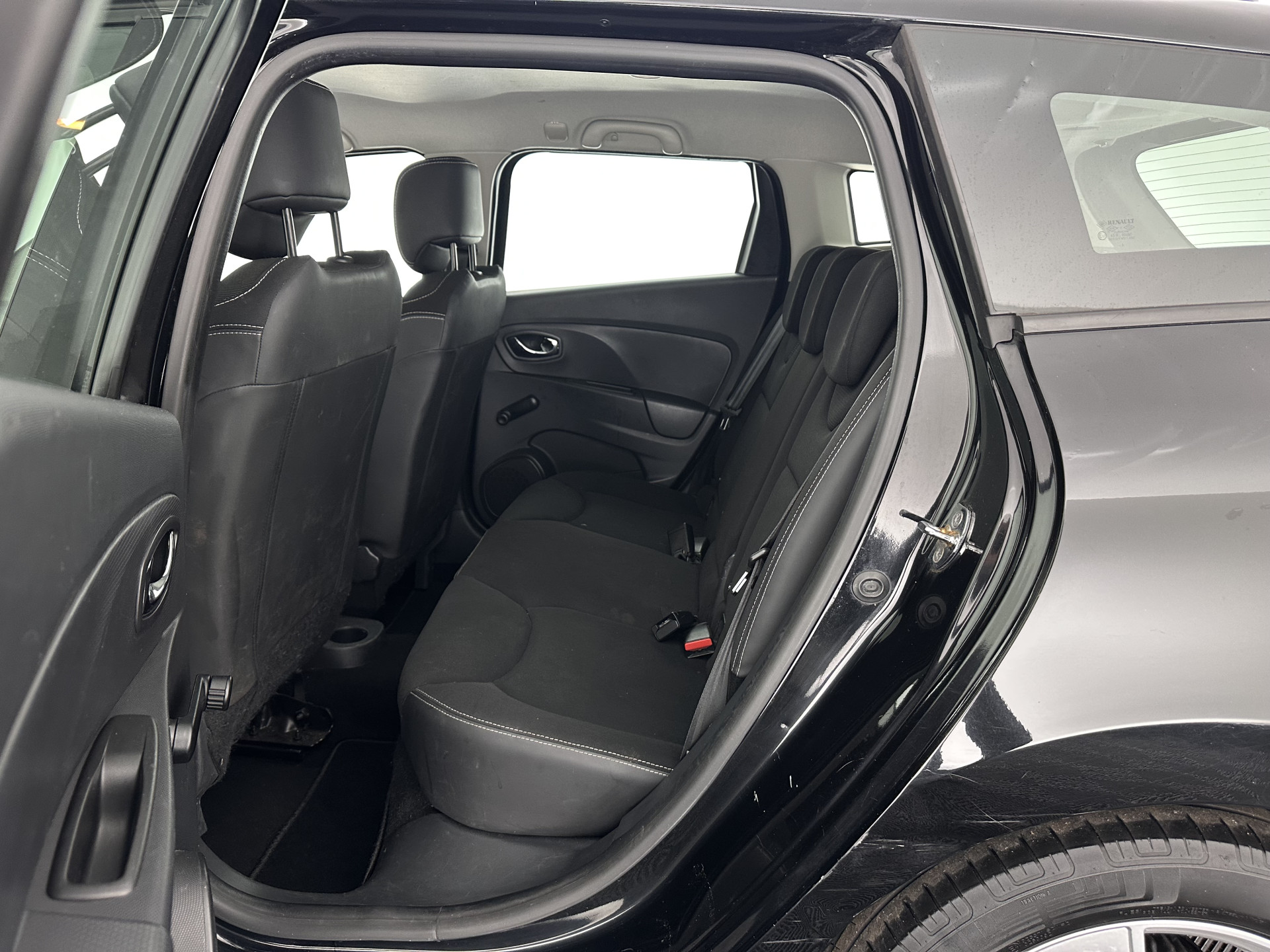 Renault Clio Estate 0.9 TCe Expression *NAVI-FULLMAP | COMFORTSEATS | AIRCO | CRUISE | PDC | TOWBAR | 16''ALU *