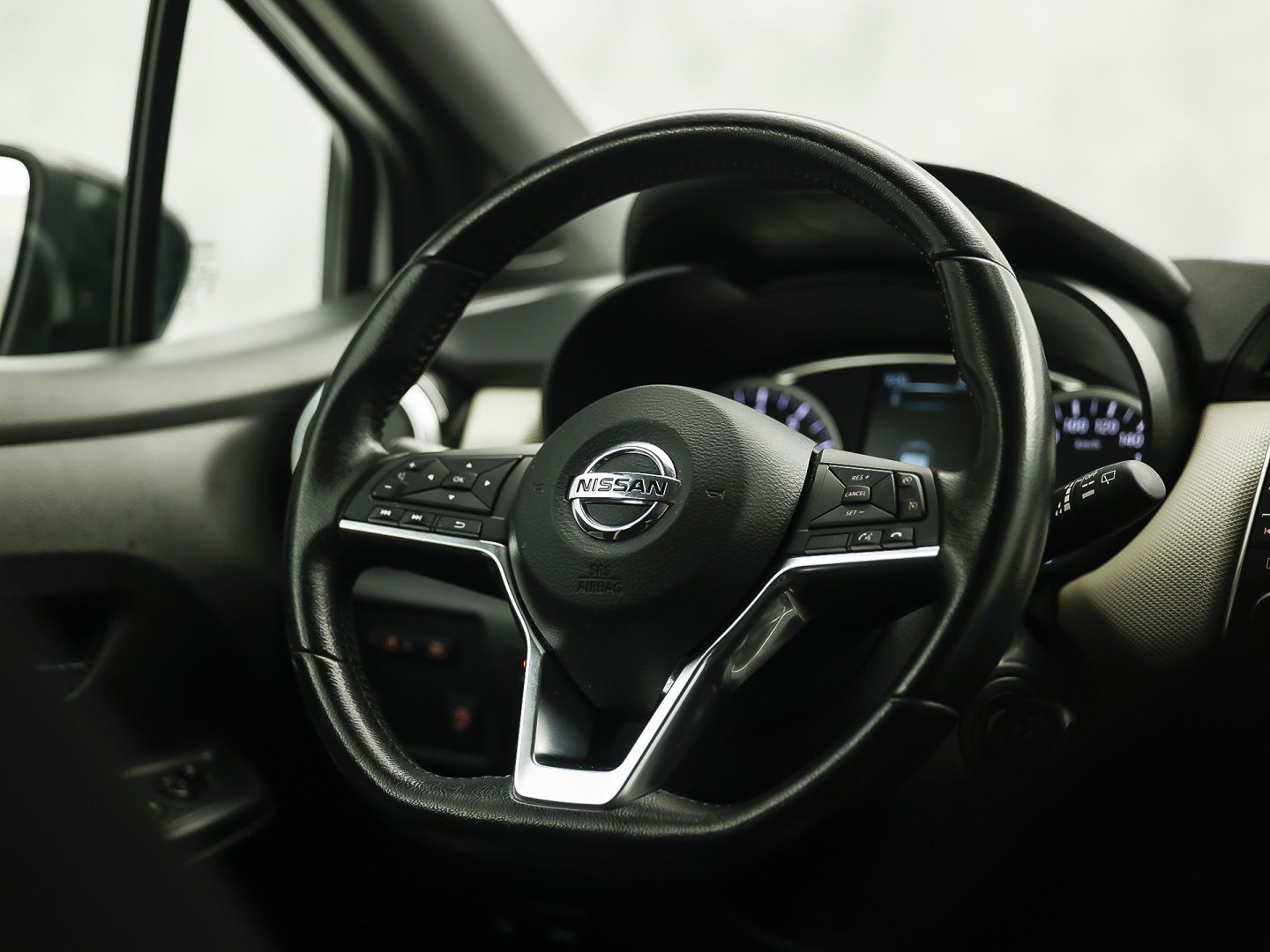 Nissan Micra 0.9 IG-T N-Connecta Sport (NAVIGATIE, CLIMATE, CAMERA, GETINT GLAS, SPORTSTOELEN, ELEK RAMEN, CRUISE, NIEUWSTAAT)