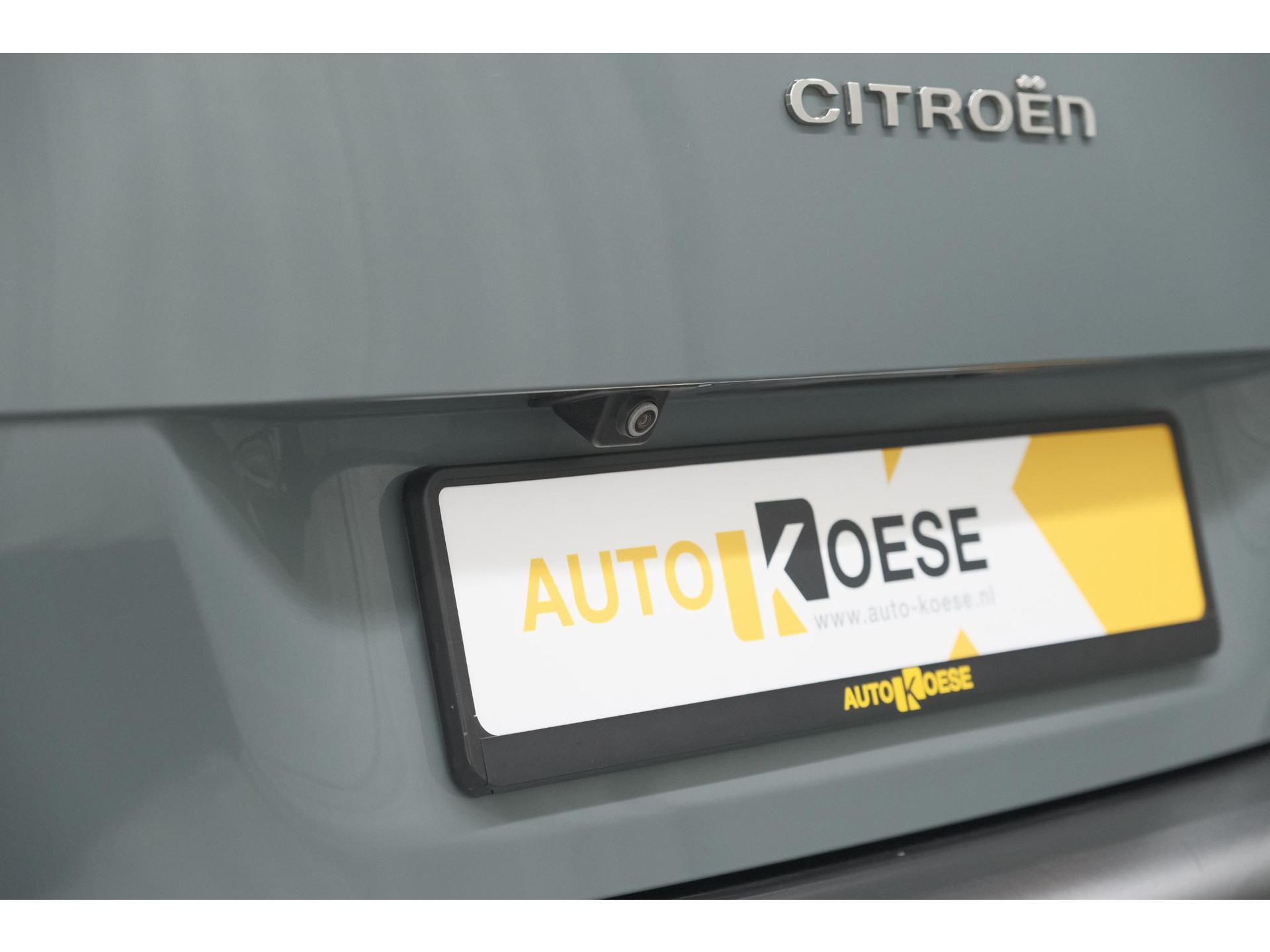 Citroen C3 Aircross PureTech 130 EAT6 Shine | Schuif-/Kanteldak | Camera | Dodehoekdetectie | Head-Up Display