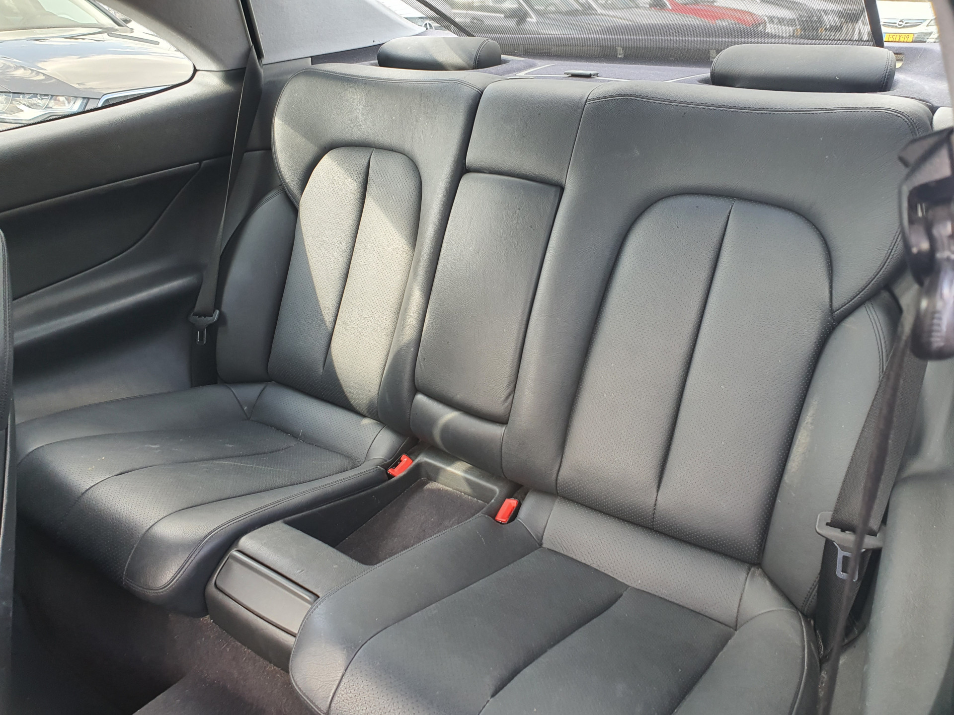 Mercedes-Benz CLK-klasse Coupé 320 Elegance Aut. *FULL-LEATHER | ECC | CRUISE | MERCEDES-AUDIO*