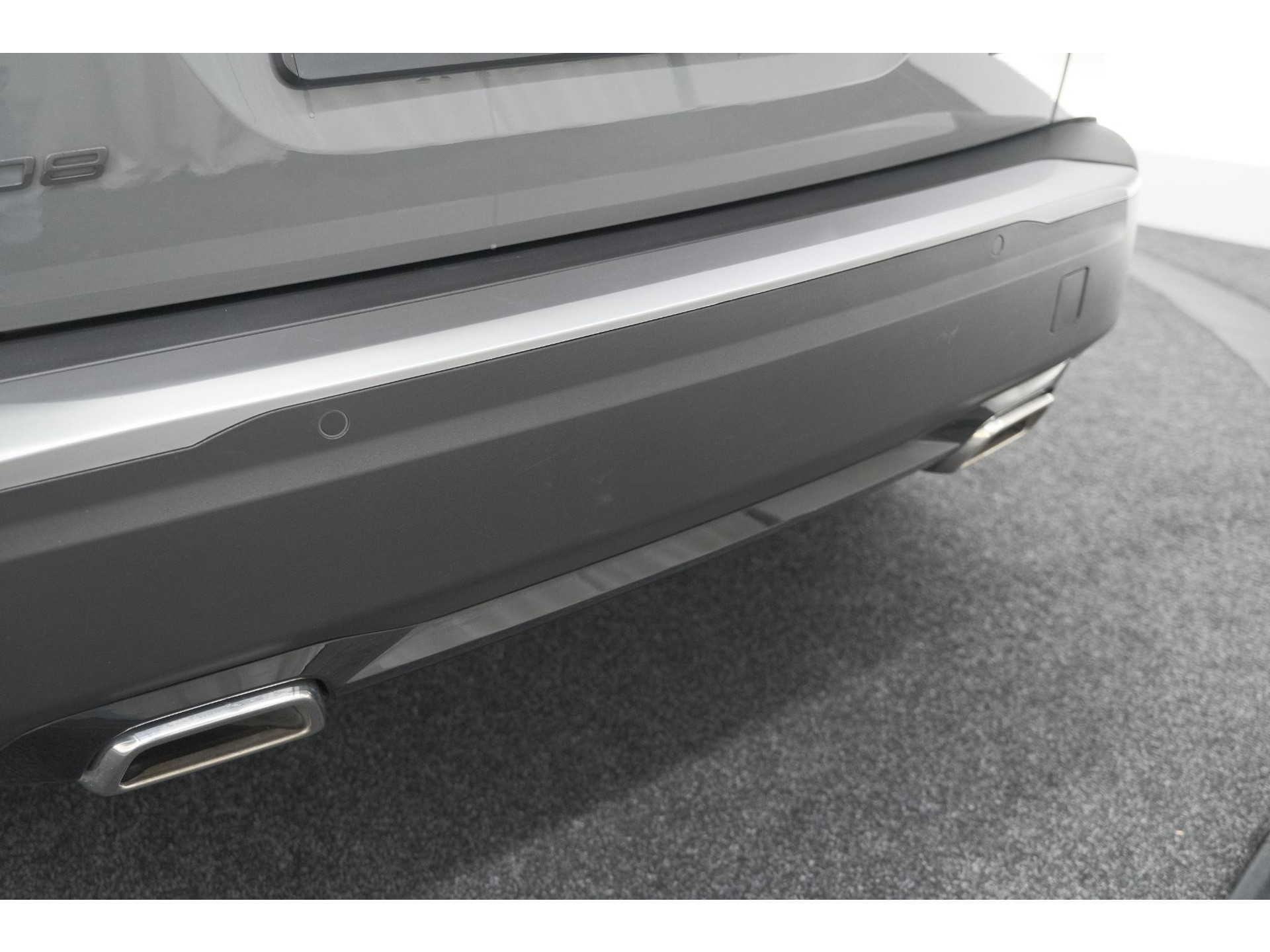 Peugeot 2008 PureTech 130 EAT8 GT | 360 Camera | Stoelmassage | Adaptieve Cruise Control | Dodehoekdetectie