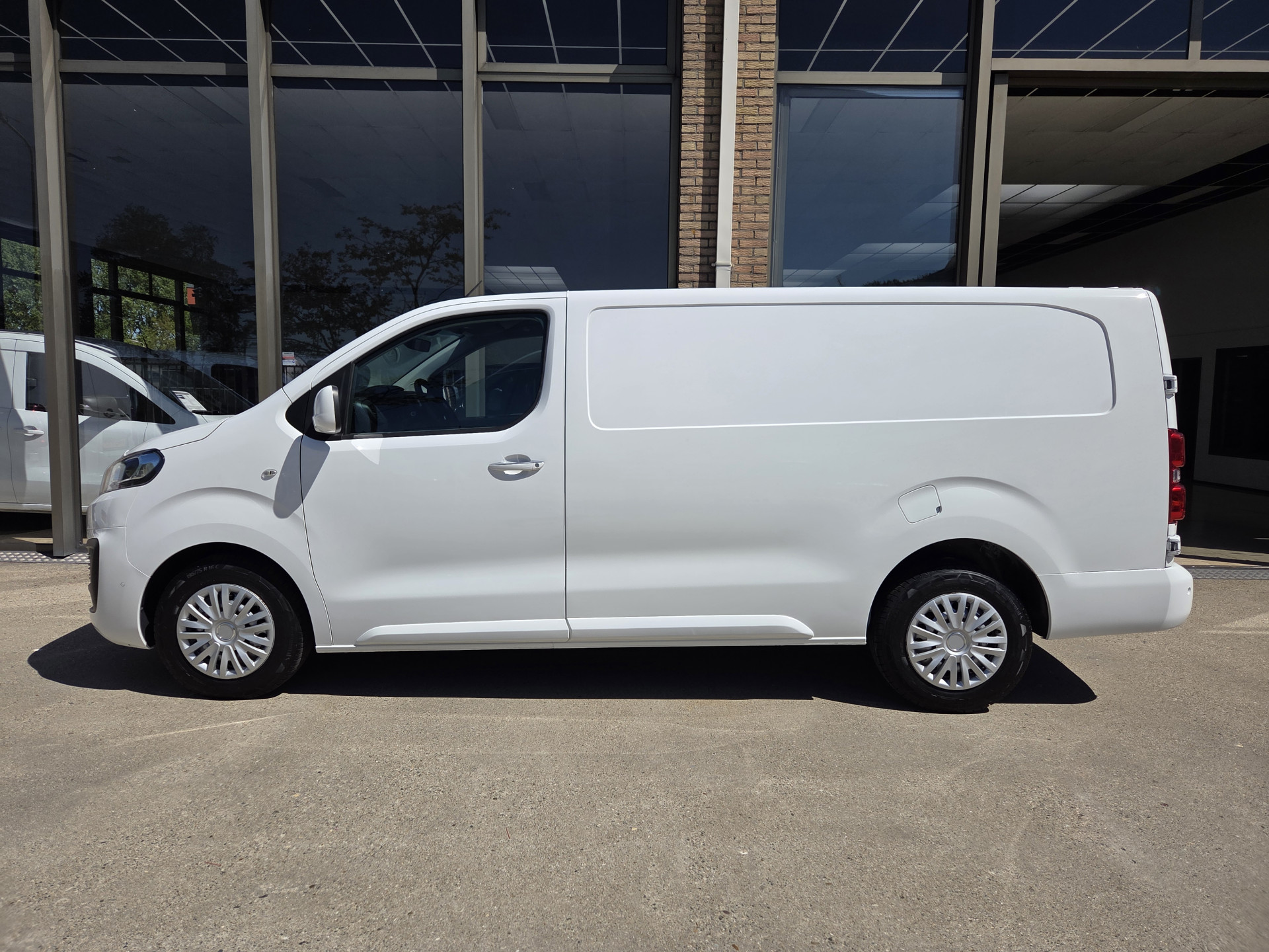 Citroën Jumpy 2.0 BlueHDI 120Pk XL (L3) Automaat Climatecontrol Cruisecontrol Achteruitrijcamera