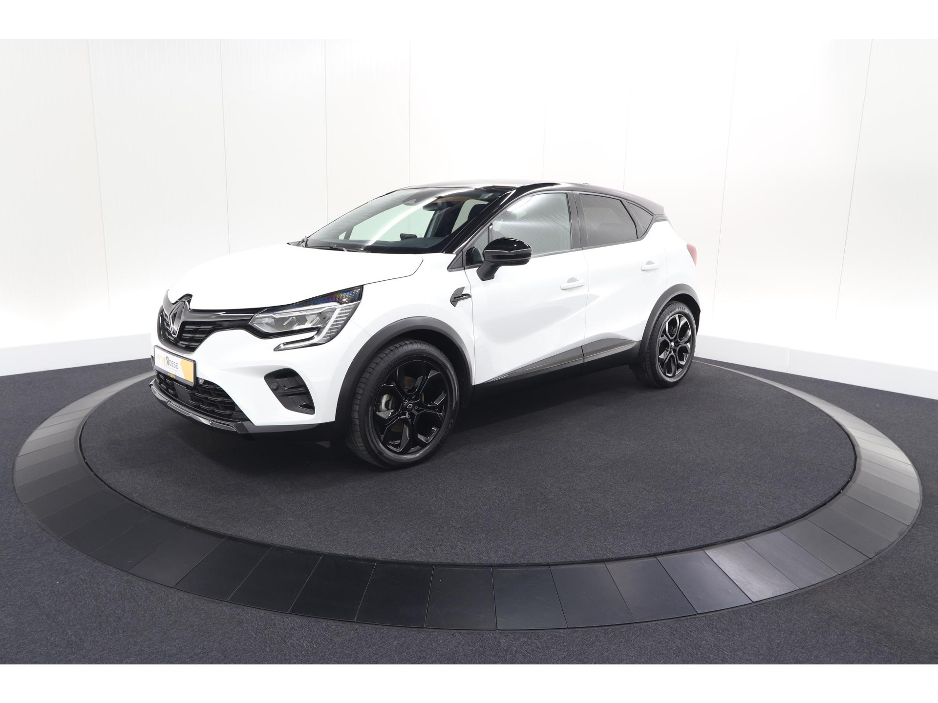Renault Captur 1.6 E-Tech hybrid 145 SL Rive Gauche | Trekhaak | Camera | Apple Carplay | 9.3 Inch Grootscherm