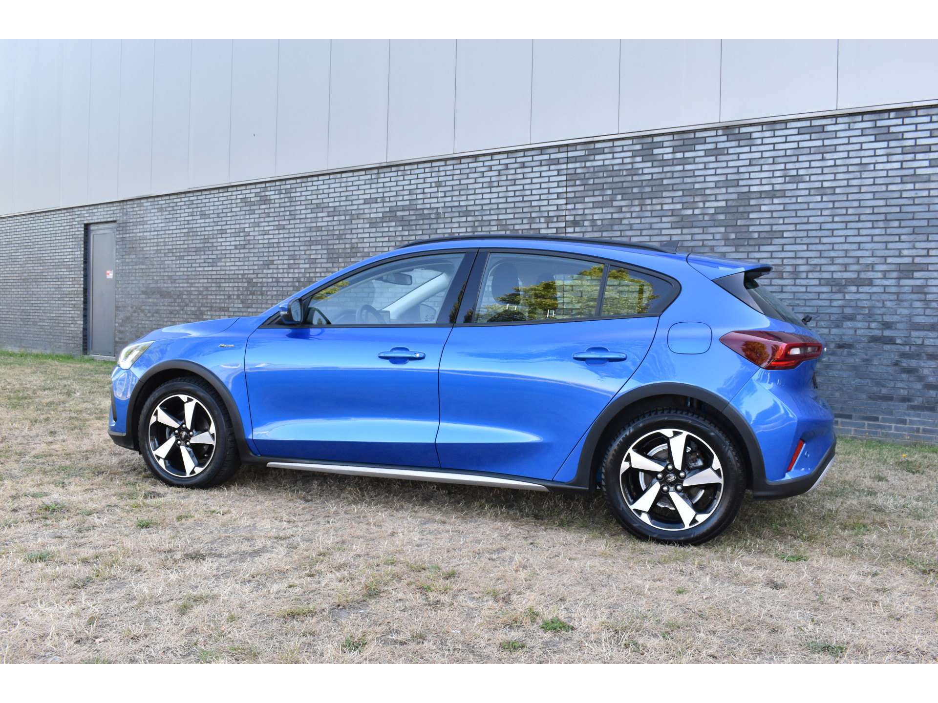 Ford Focus 1.0 92 kW AT Active MHEV Automaat Navigatie Pdc Stoel/stuur verwarming