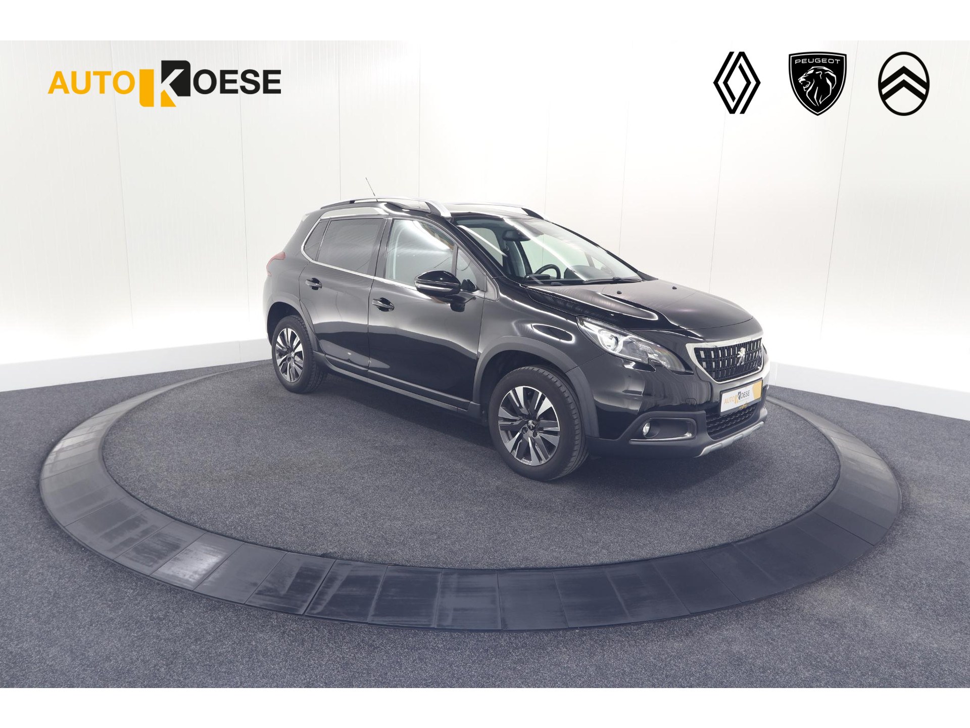 Peugeot 2008 PureTech 110 Allure | Panoramadak | Navigatie | Camera | Parkeersensoren