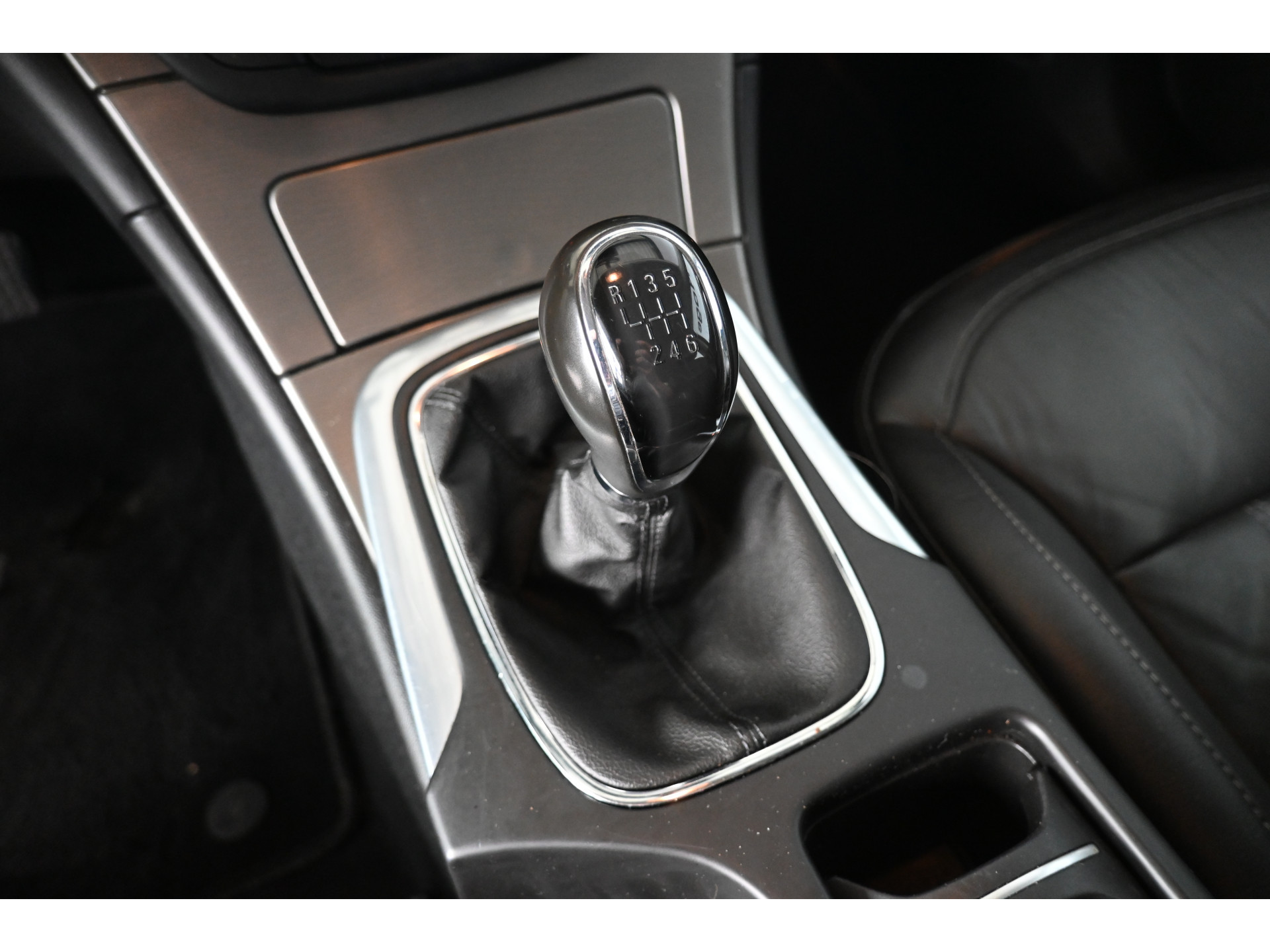 Opel Insignia 2.0 CDTI EcoFLEX Edition Airco Cruise control Trekhaak Navigatie All in Prijs Inruil Mogelijk!