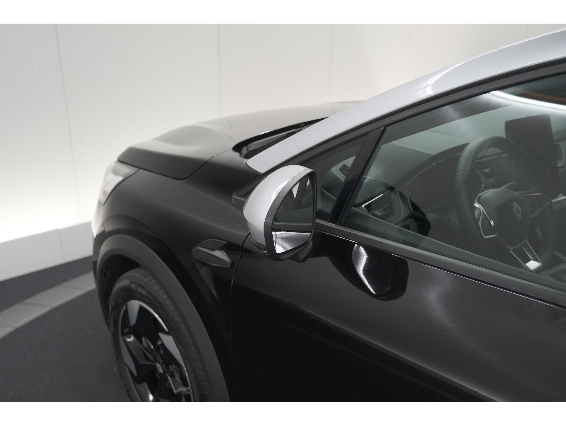 Renault Captur 1.8 E-Tech full hybrid 160 techno | Camera | Adaptieve Cruise Control | Navigatie