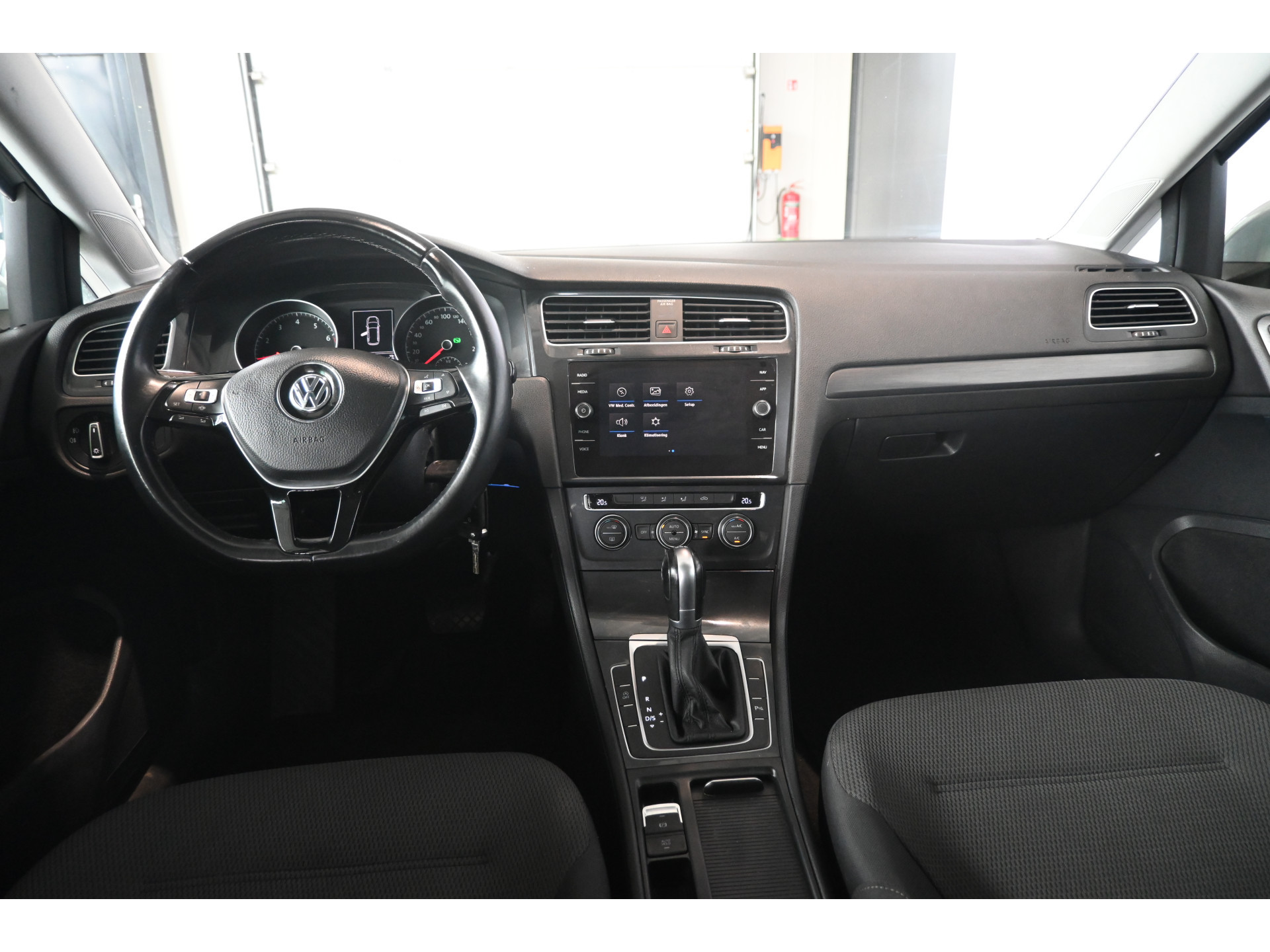 Volkswagen Golf Variant 1.0 TSI Comfortline Carplay Cruise control LED Clima Navigatie 1e Eigenaar PDC Inruil Mogelijk!