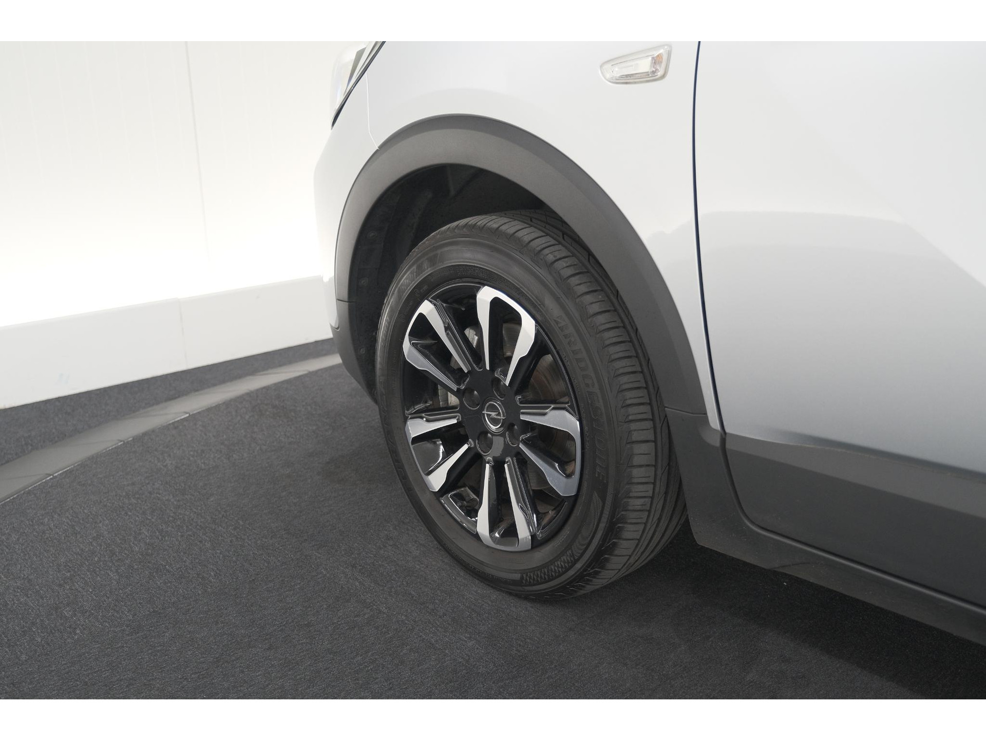 Opel Crossland 1.2 Turbo 100 Elegance | Camera | Apple Carplay | Parkeersensoren | Navigatie