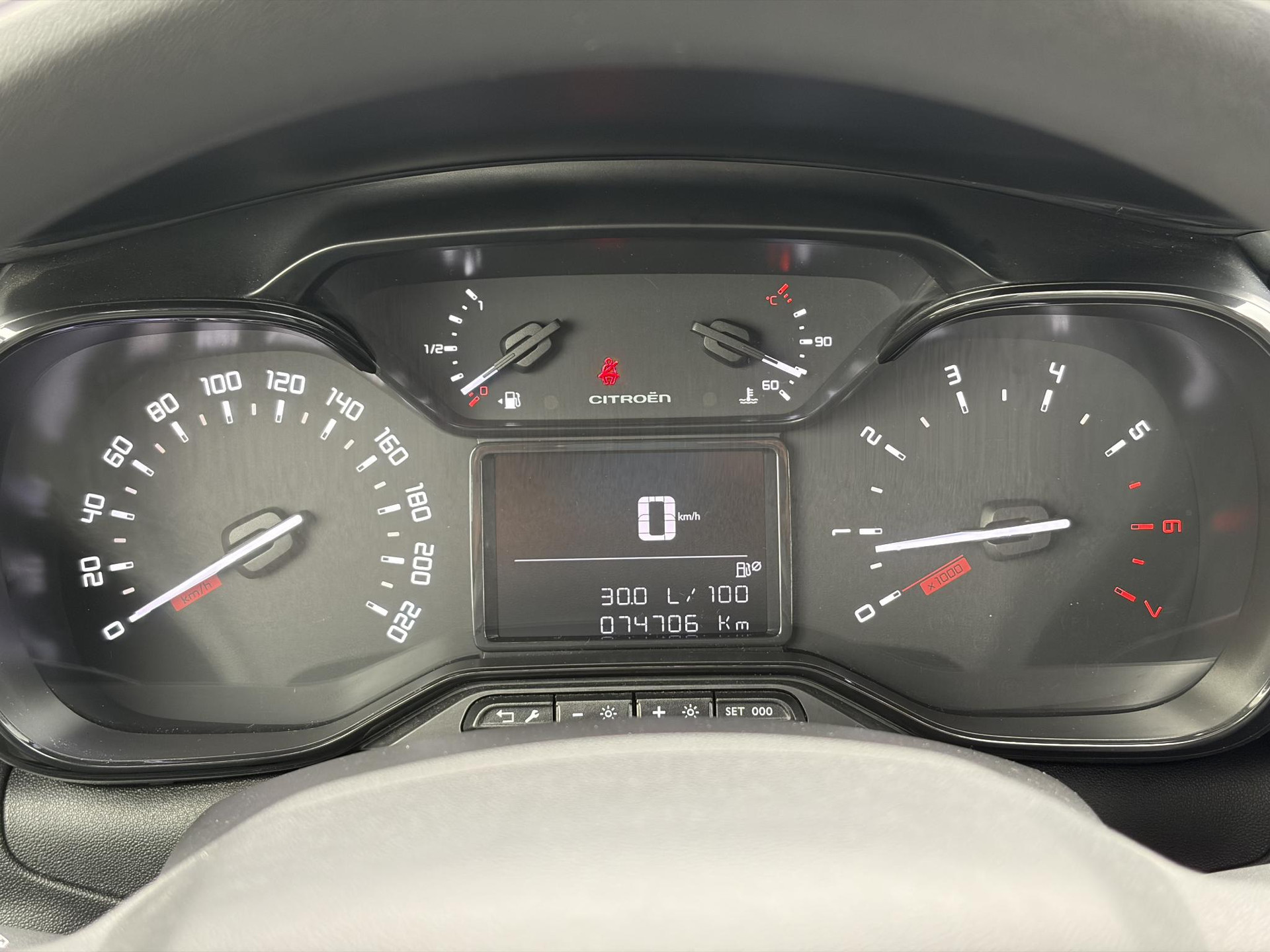 Citroen C3 1.2 PureTech Feel 105g ✓Nieuwe D-riem✓Airco✓Cruise✓Pdc✓Rijstrooksensor✓Pdc✓Net beurt gehad✓2e Eigenaar✓Bj 12-2017✓N.A.P✓Apk tot 06-2026