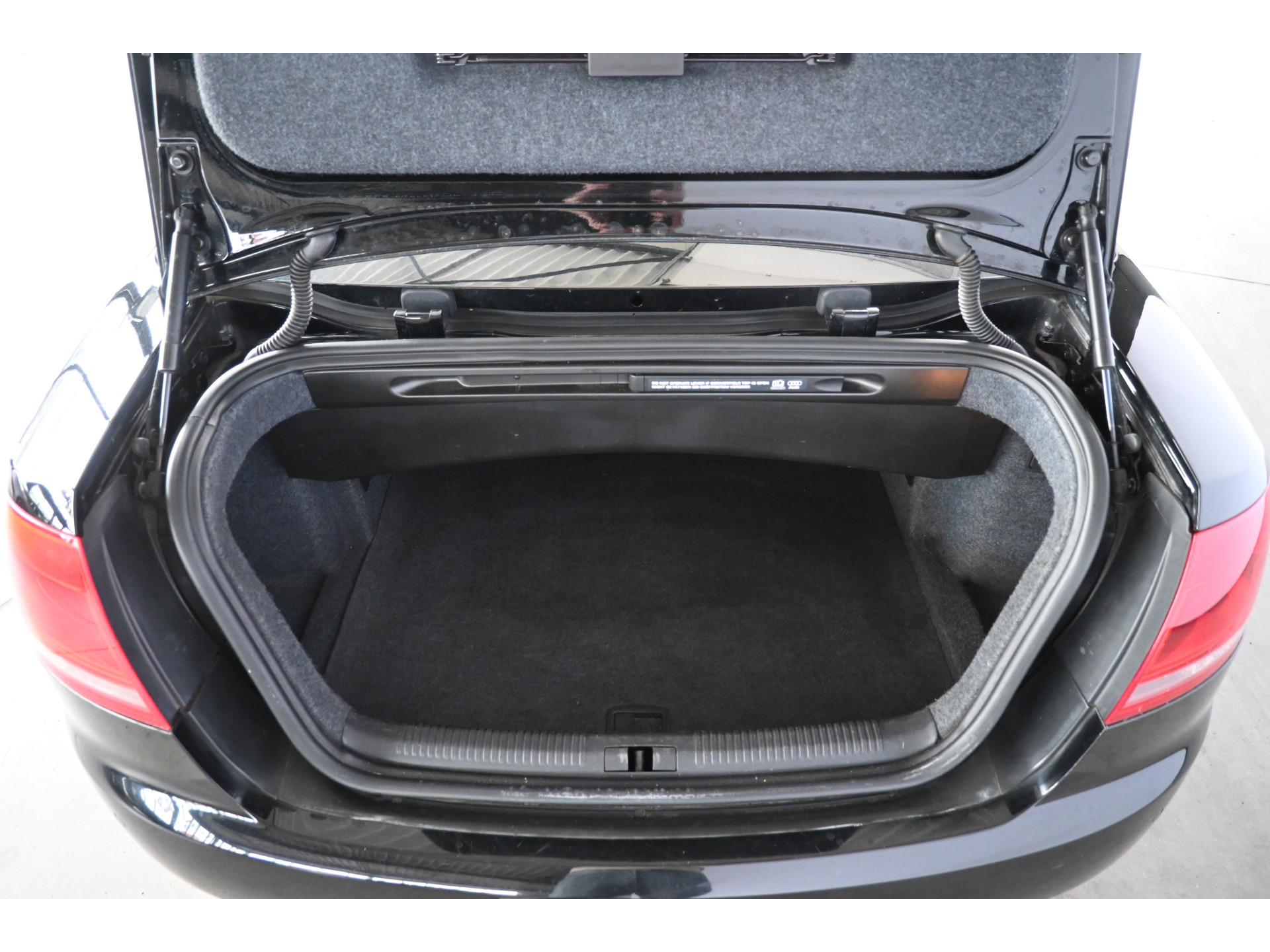 Audi A4 2.7 TDI Cabriolet Automaat Airco Cruise control Elektrisch pakket Goed Onderhouden Inruil Mogelijk!
