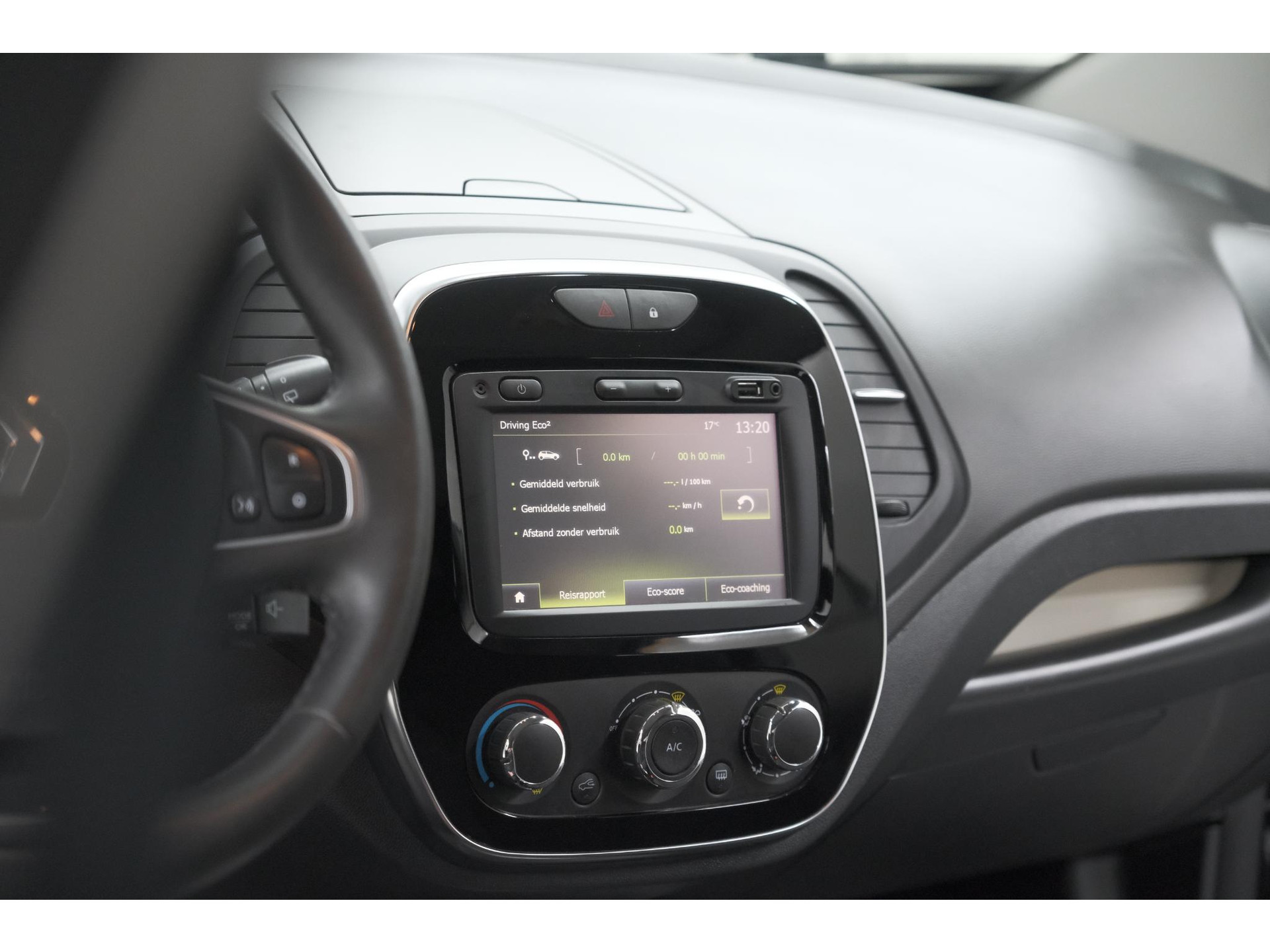 Renault Captur TCe 90 Limited | Trekhaak | Navigatie | Parkeersensoren