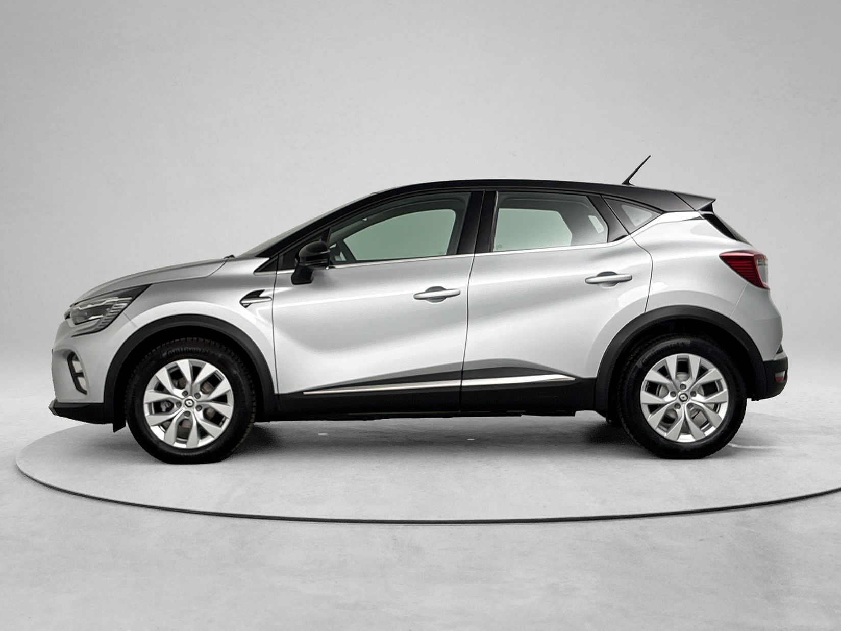 Renault Captur 1.3 TCe 140PK Zen | DEALER ONDERHOUDEN | CLIMAT CONTROL | CARPLAY | PARK. SENSOREN | LM VELGEN