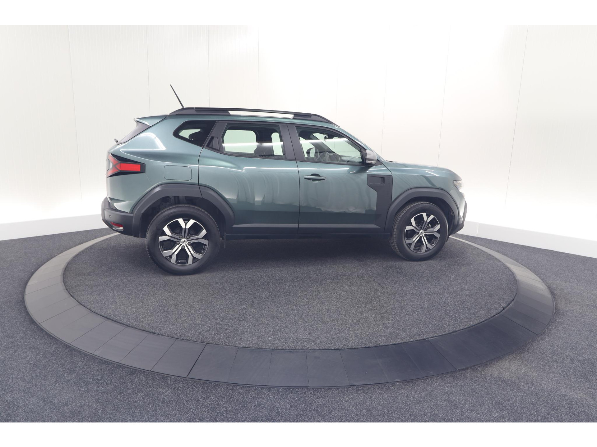 Dacia Duster Mild Hybrid 130 Expression | Camera | Stoelverwarming | Apple Carplay | Navigatie