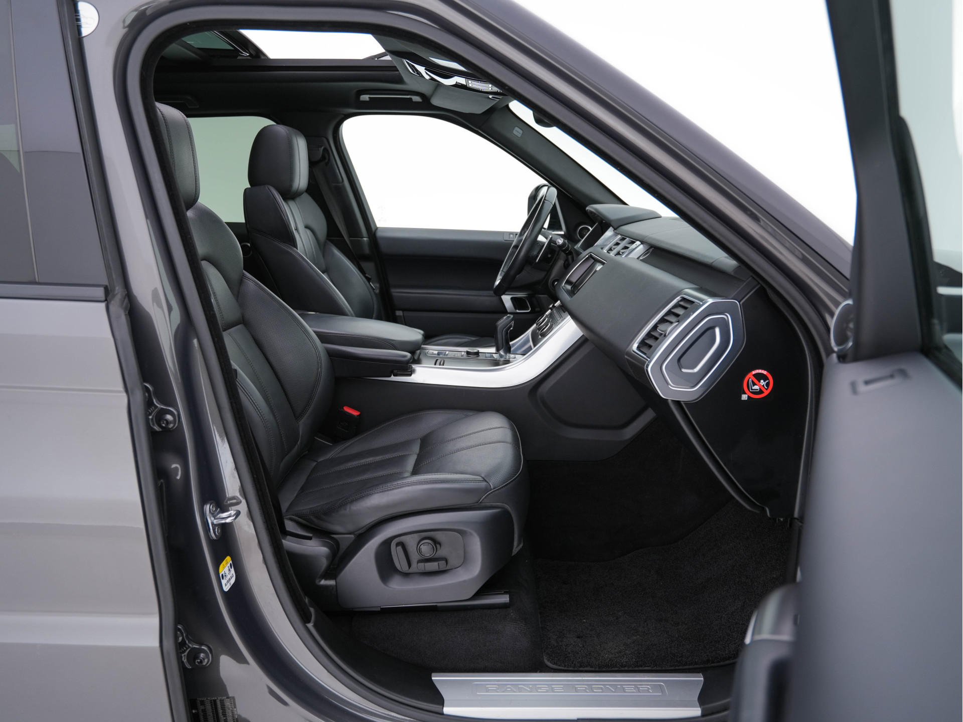 Land Rover Range Rover Sport 3.0 TDV6 HSE Dynamic AWD *PANO | LEATHER | DIGI-COCKPIT | MERIDIAN-AUDIO | BI-XENON | NAVI-FULLMAP | BREMBO-BRAKES | KEYLESS | CAMERA | ECC | PDC | CRUISE | SPORT-SEATS | 22"ALU*