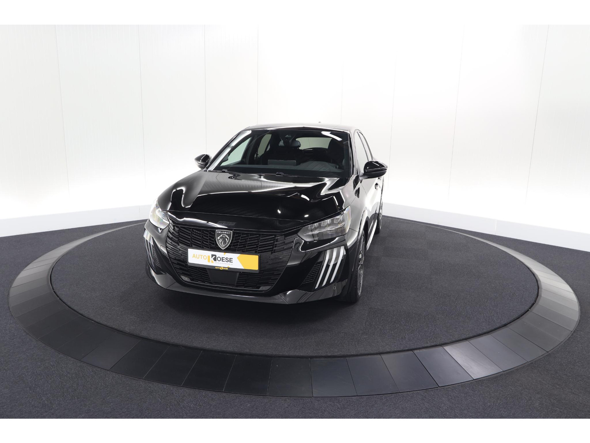 Peugeot 208 1.2 Hybrid 145 e-DCS6 GT | Alcantara Pakket | Camera | Apple Carplay | Stoelverwarming