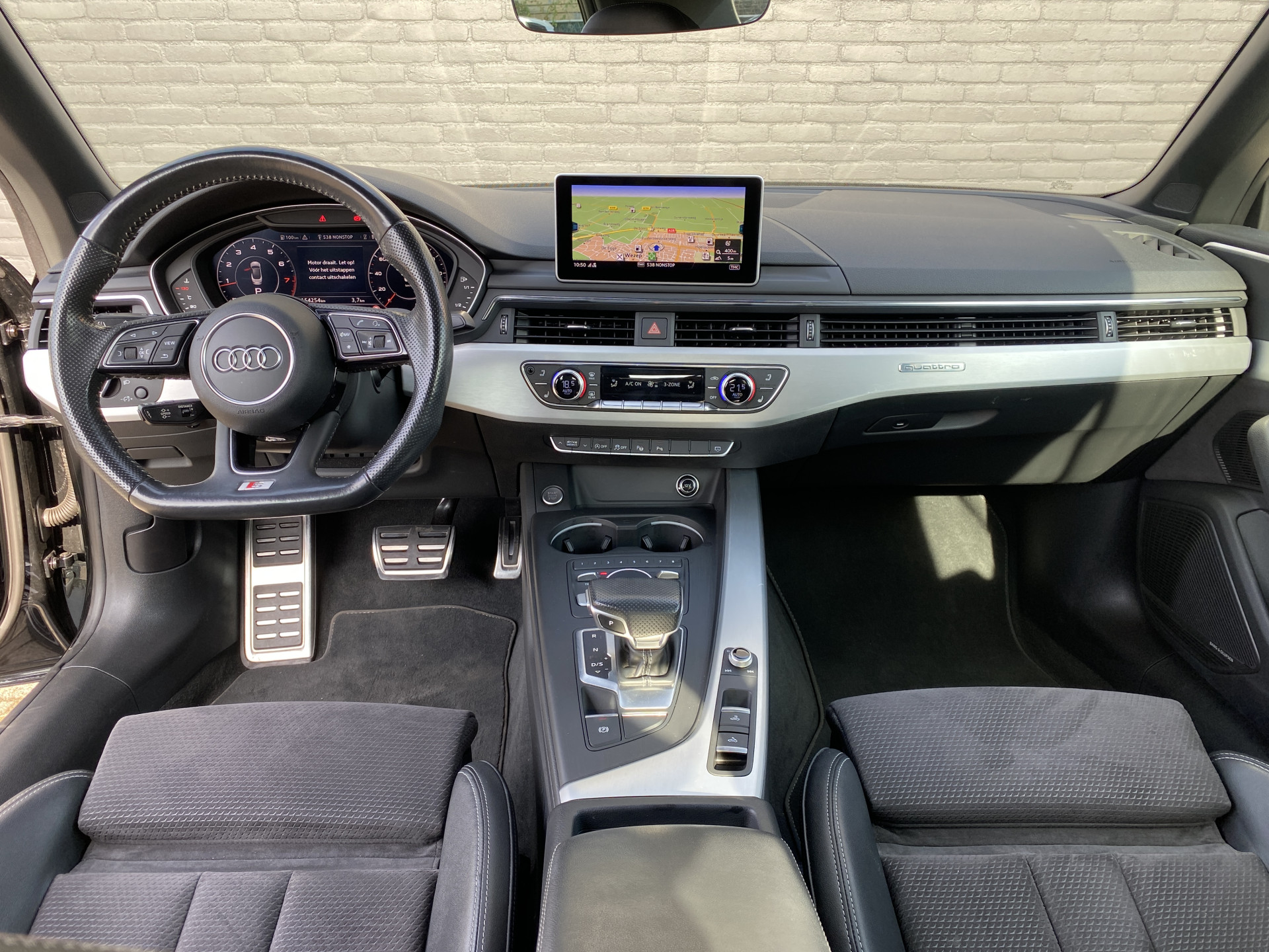 Audi A5 Cabriolet 2.0 TFSI Quattro Sport S-Line 252 pk AUT. | 3X S-Line | virtual cockpit | B&O audio | HUD display | elektr. v. stoelen