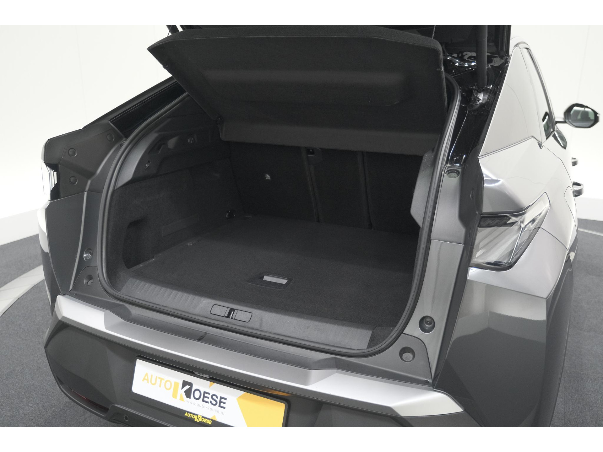 Peugeot 3008 1.2 Hybrid 145 GT | Elektrische Kofferklep | Camera | Adaptieve Cruise Control | Apple CarPlay