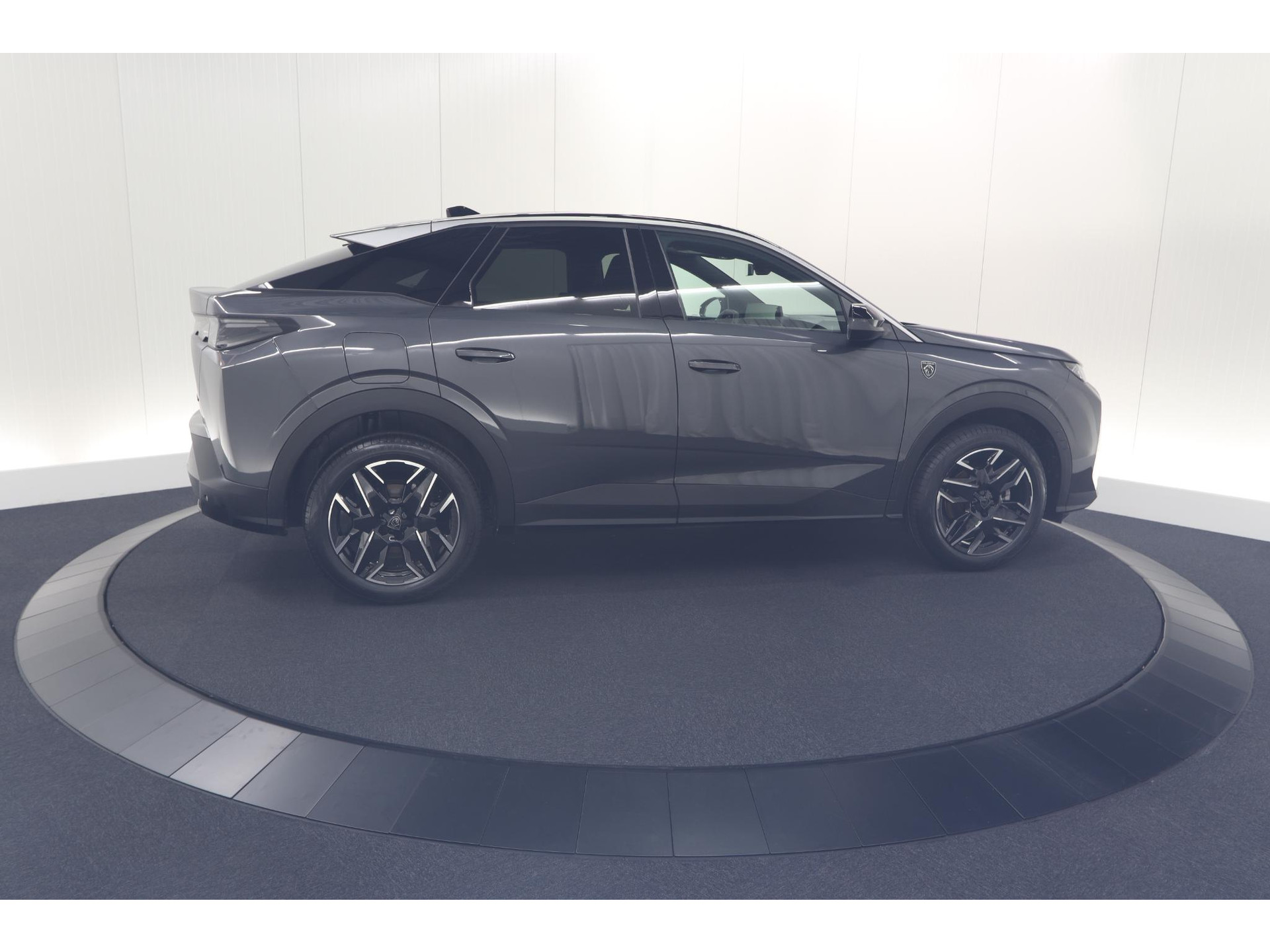 Peugeot 3008 1.2 Hybrid 136 GT | Pack Winter | Camera | Adaptieve Cruise Control | Elektrische Kofferklep